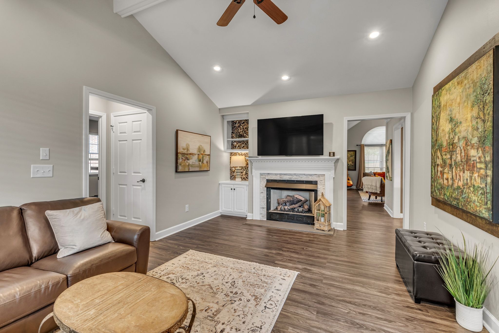 8729 Sawyer Brown Rd