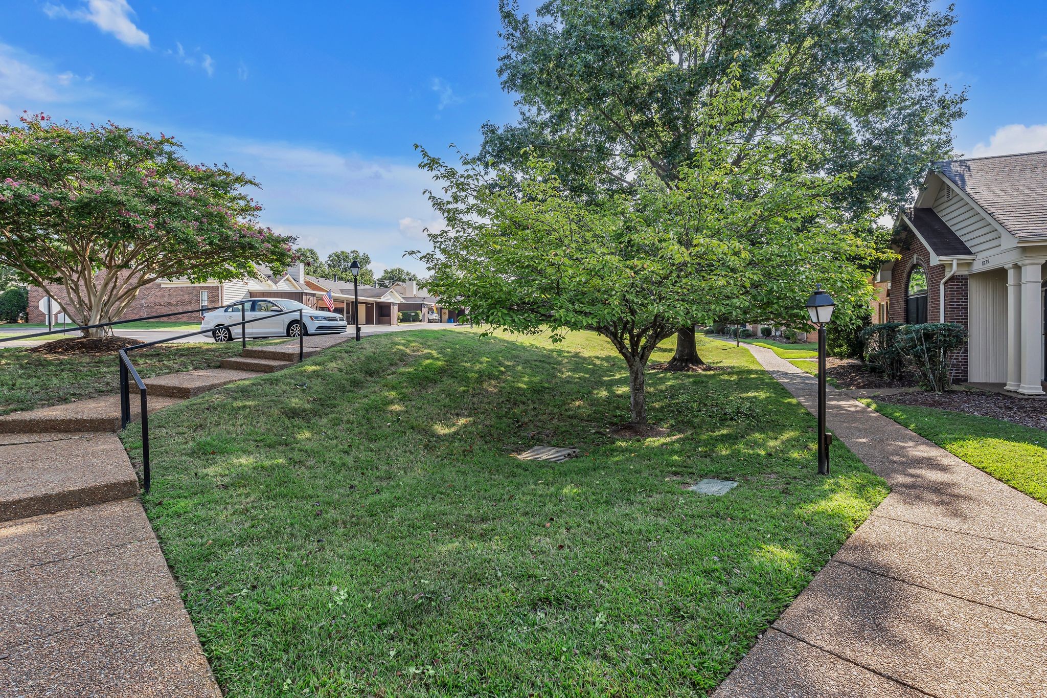 8729 Sawyer Brown Rd