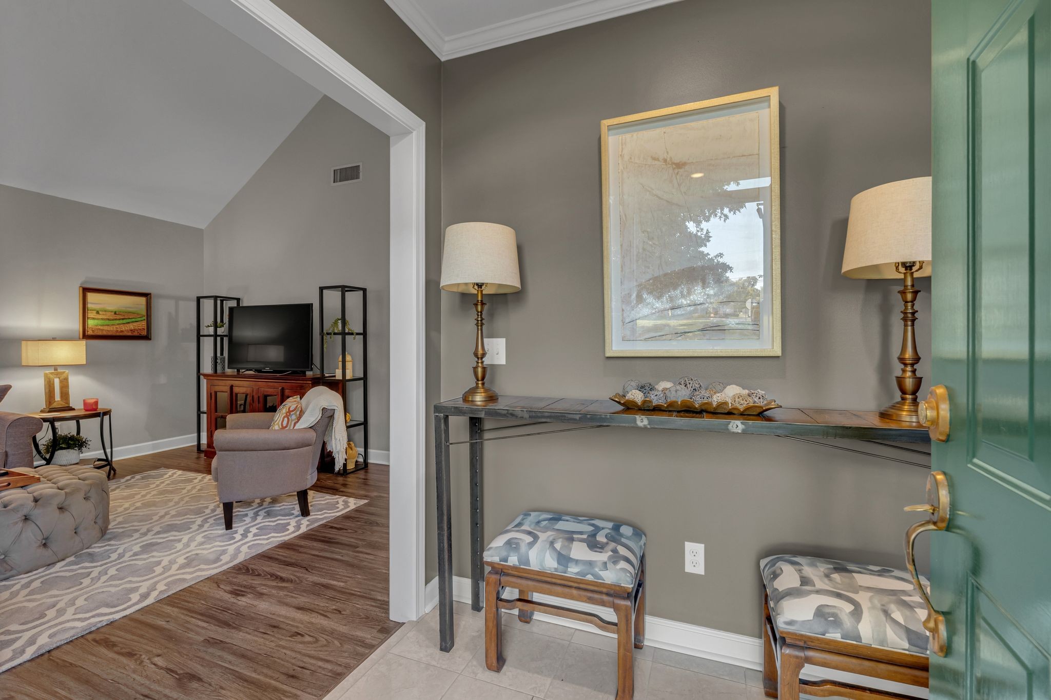 8729 Sawyer Brown Rd