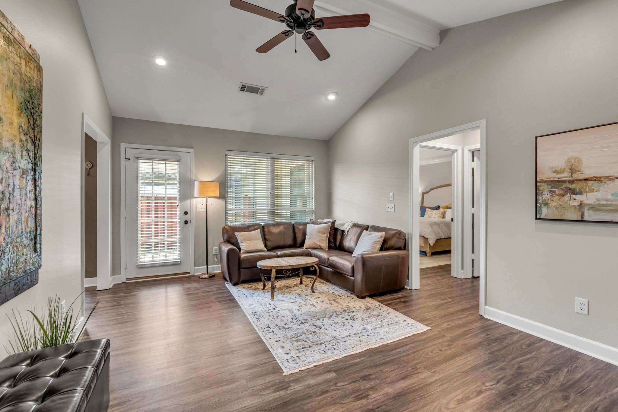 8729 Sawyer Brown Rd