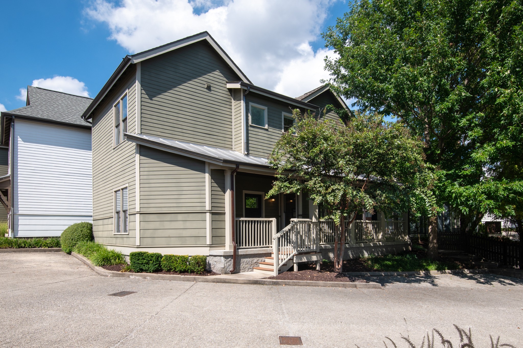 124 Gale Park Ln