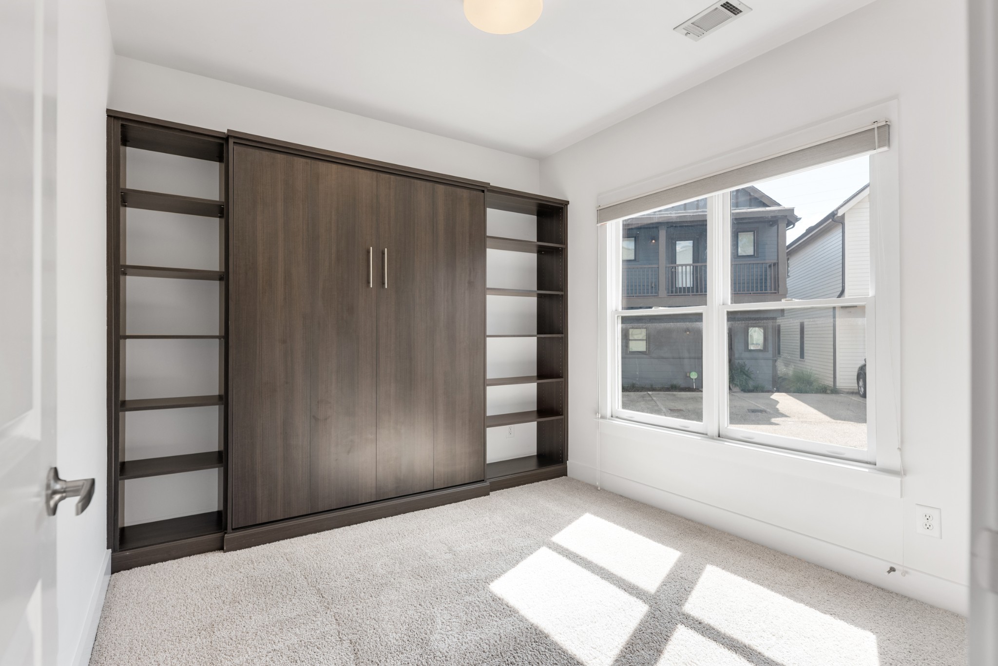 124 Gale Park Ln