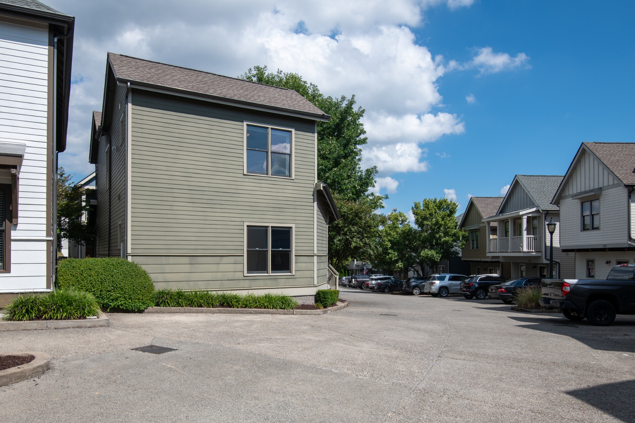 124 Gale Park Ln