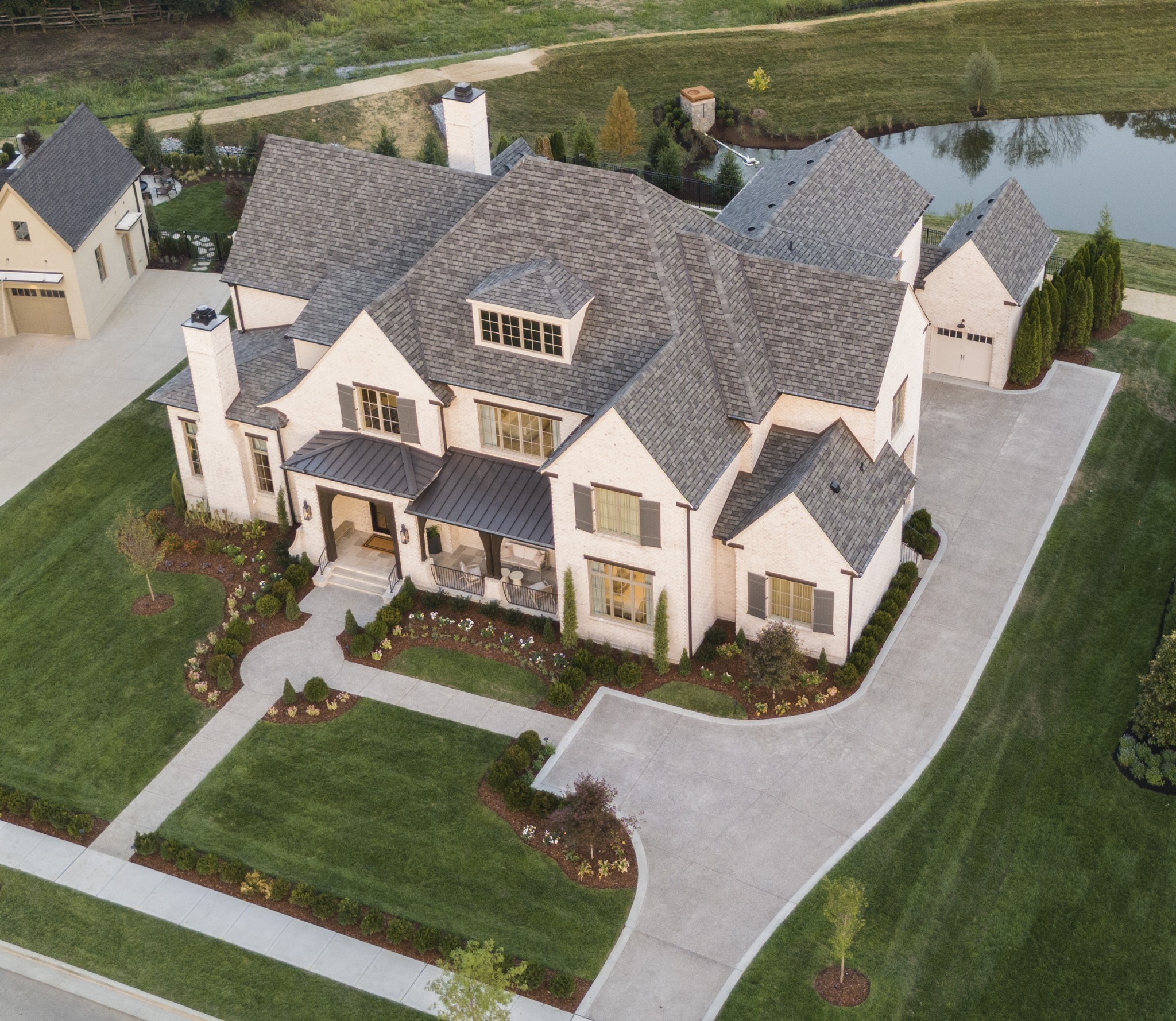 1714 Southwick Drive