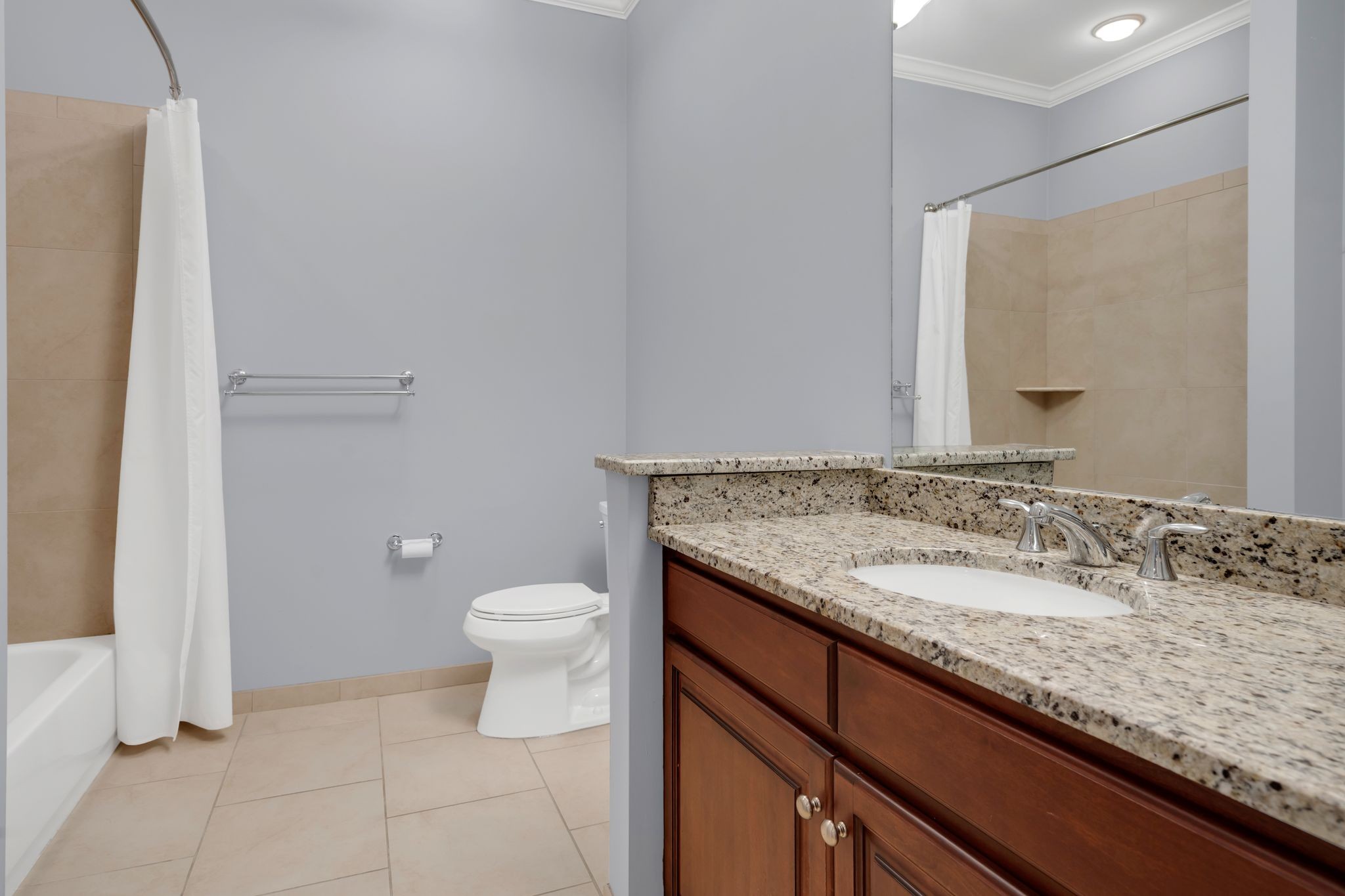 4120 Ridgefield Dr Unit: 404