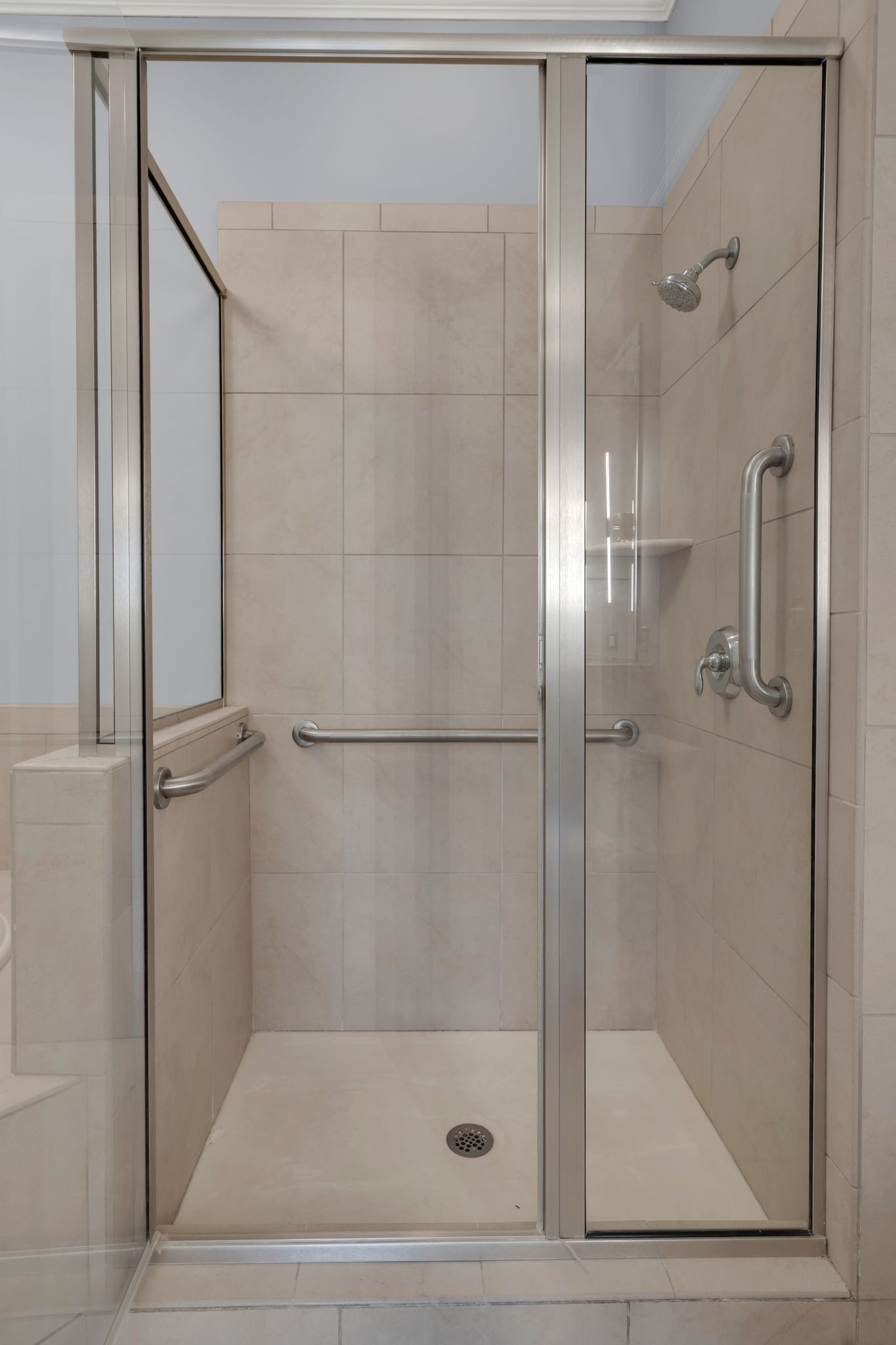 4120 Ridgefield Dr Unit: 404