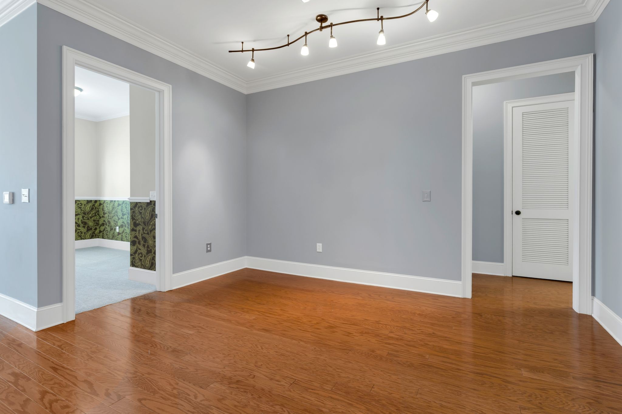 4120 Ridgefield Dr Unit: 404