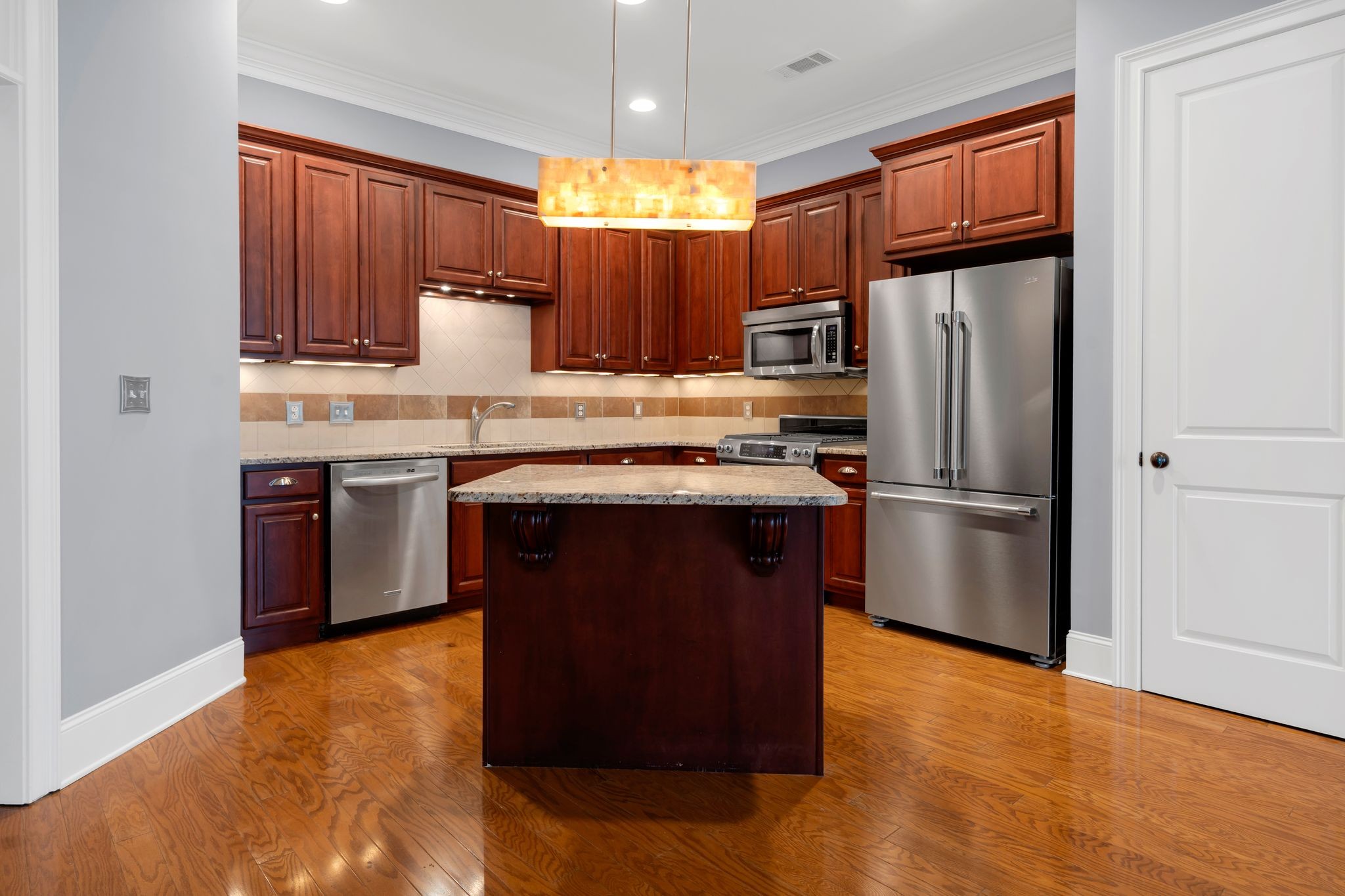 4120 Ridgefield Dr Unit: 404