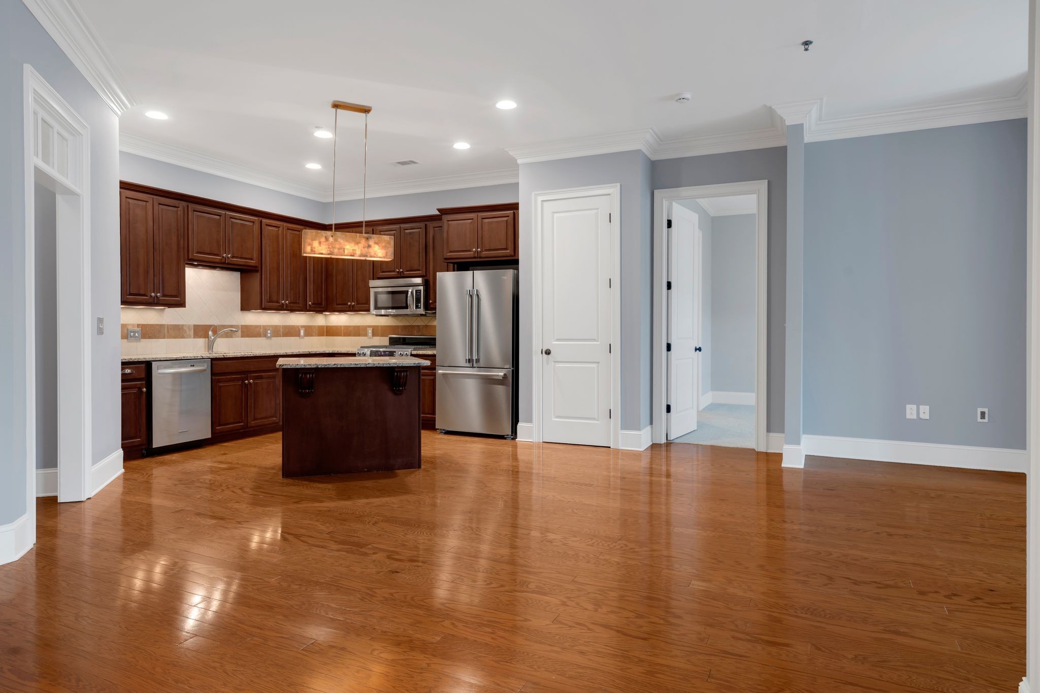 4120 Ridgefield Dr Unit: 404