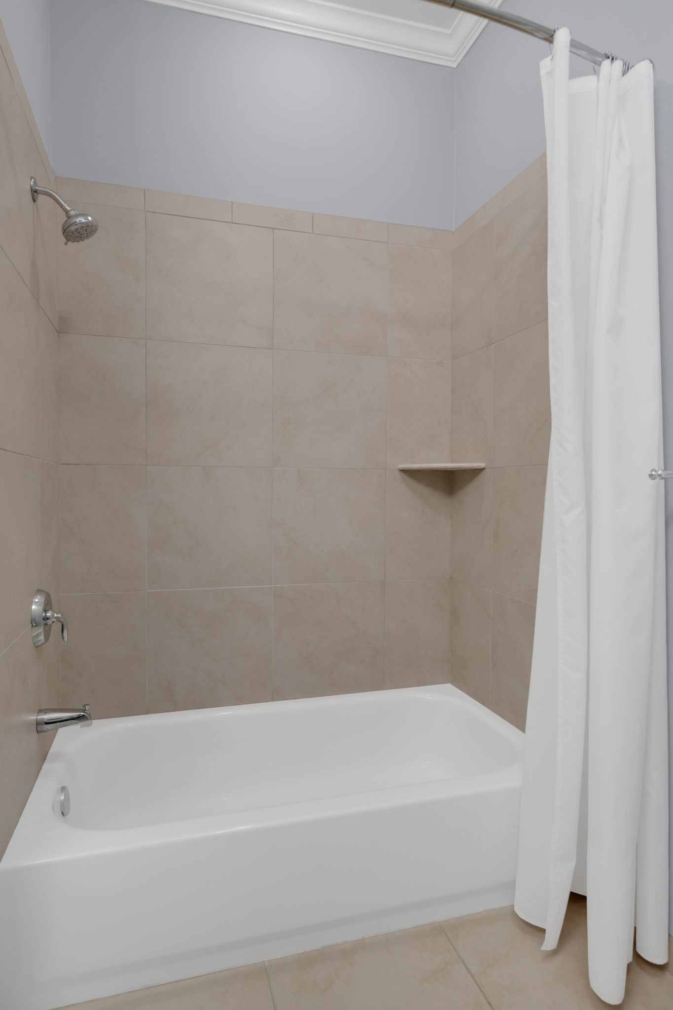 4120 Ridgefield Dr Unit: 404