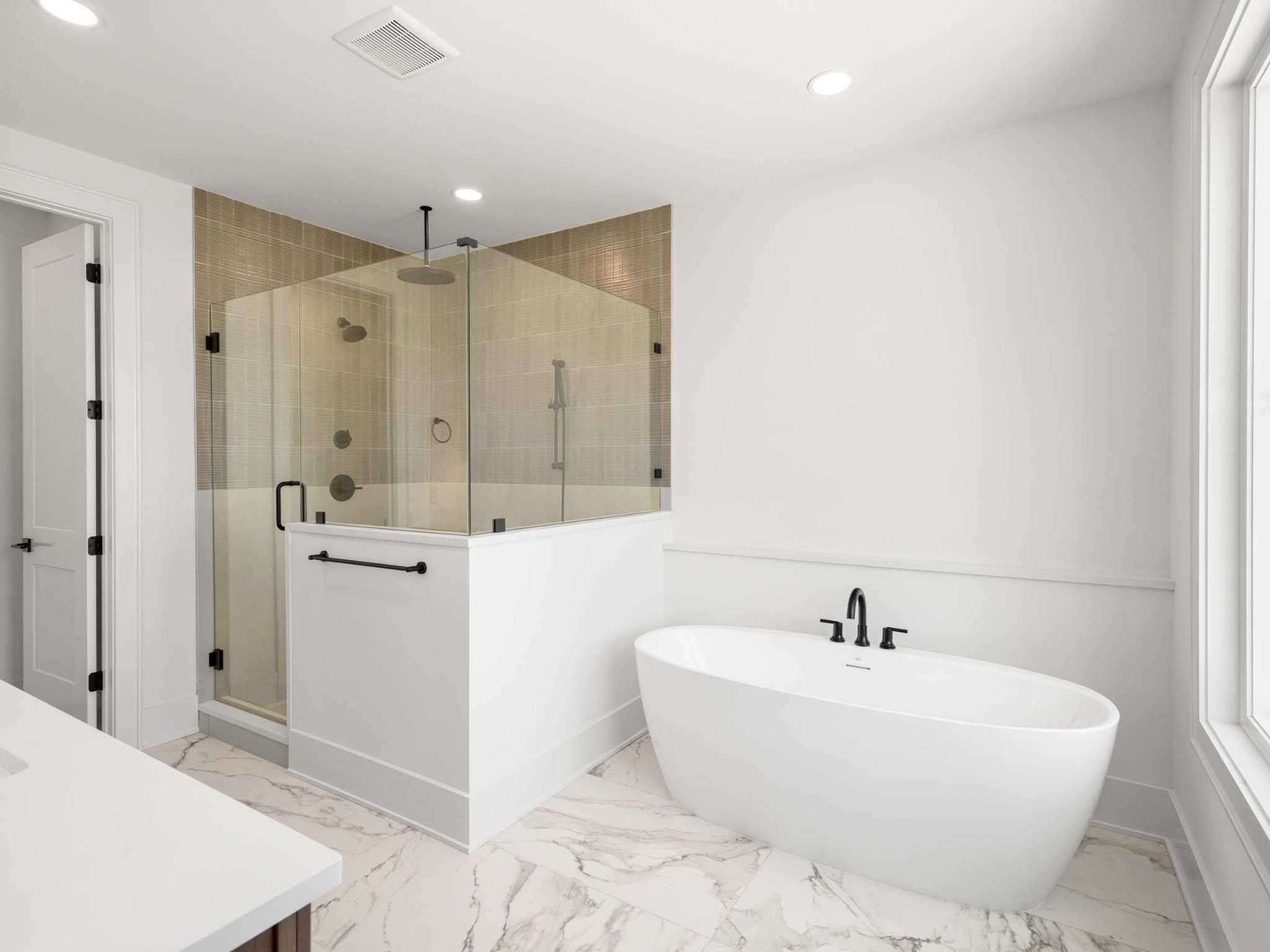 6304 Henry Ford Dr Unit: B