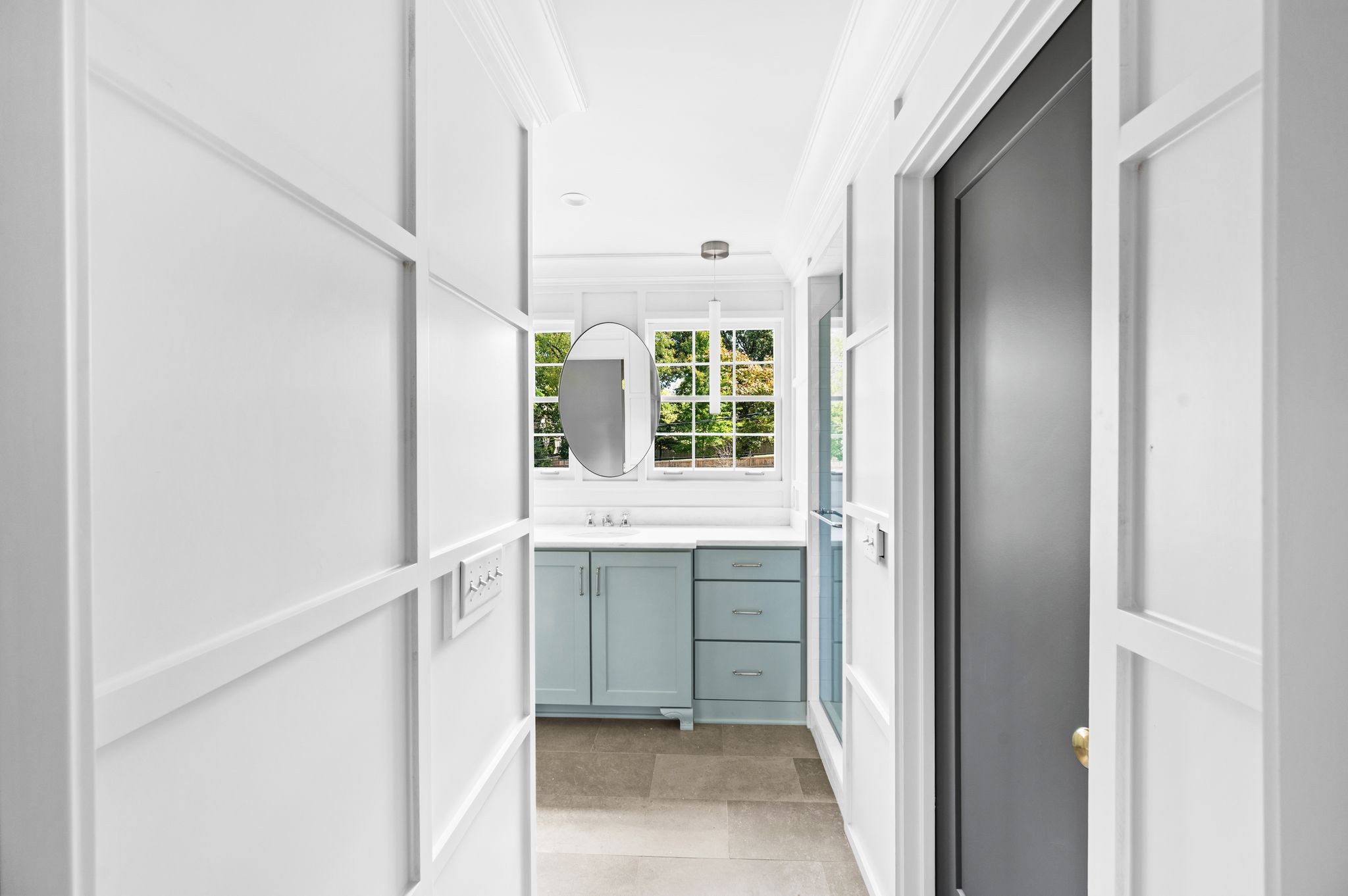 608 Linden Sq