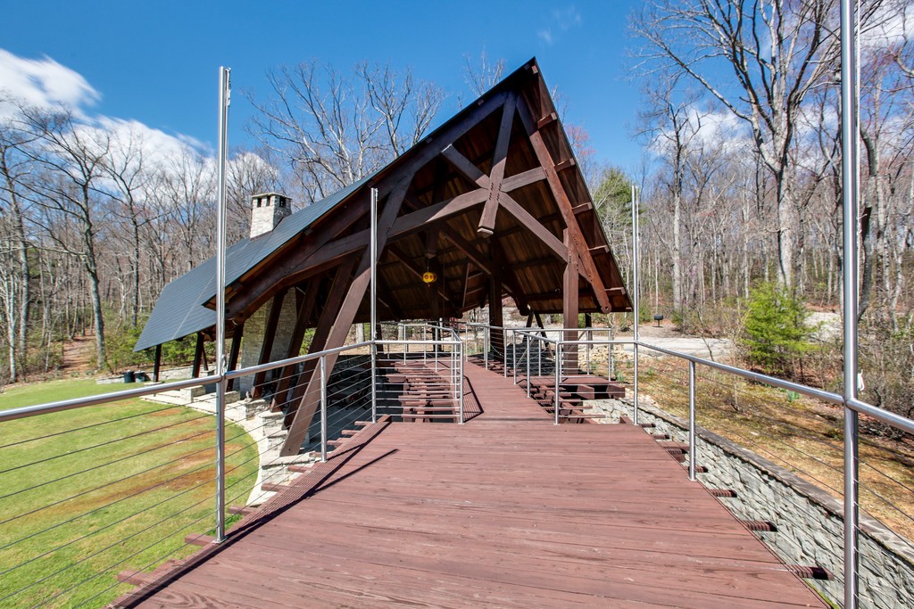 1071 Long Mountain Trail