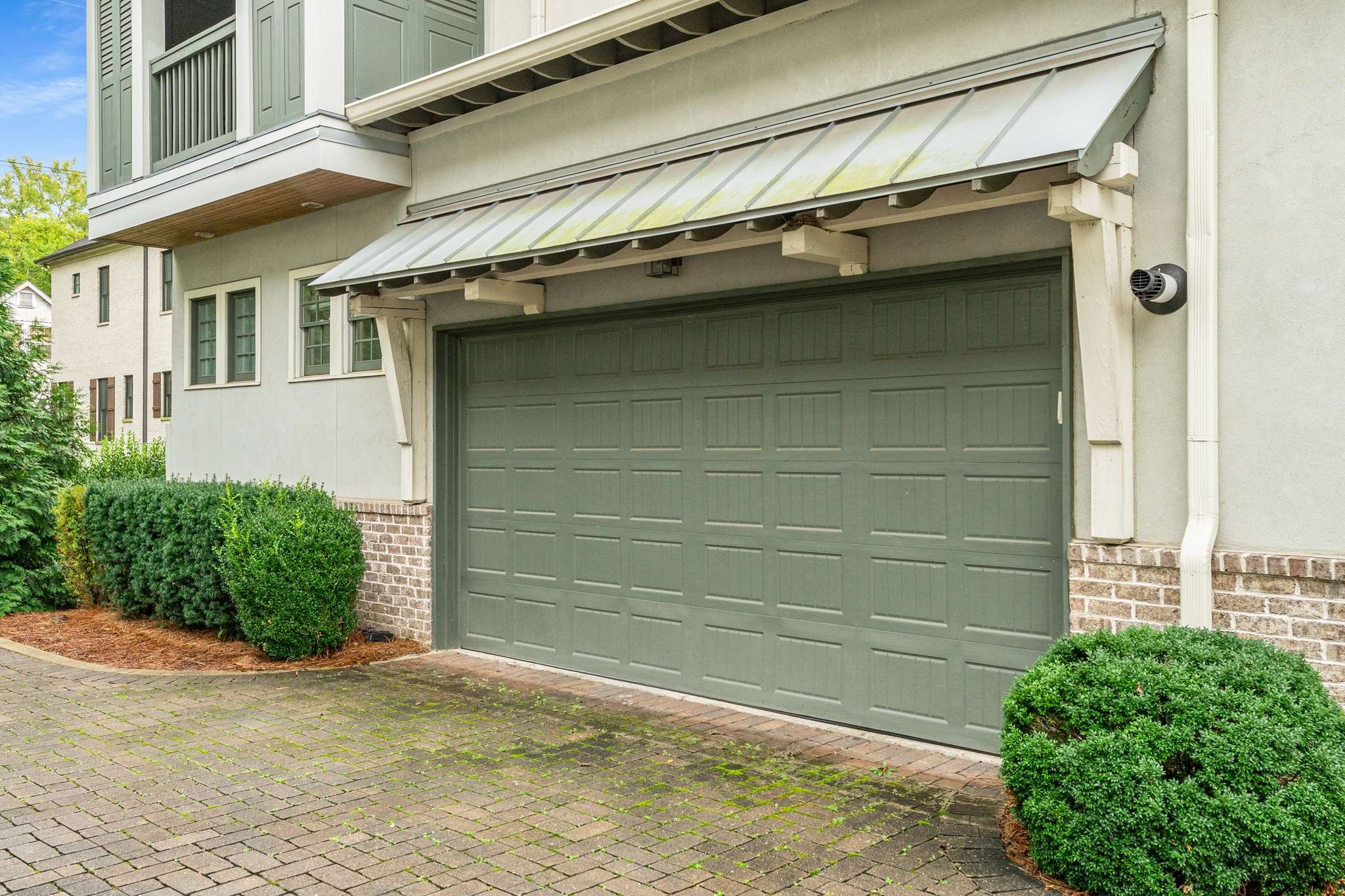 404 Woodmont Hall Pl