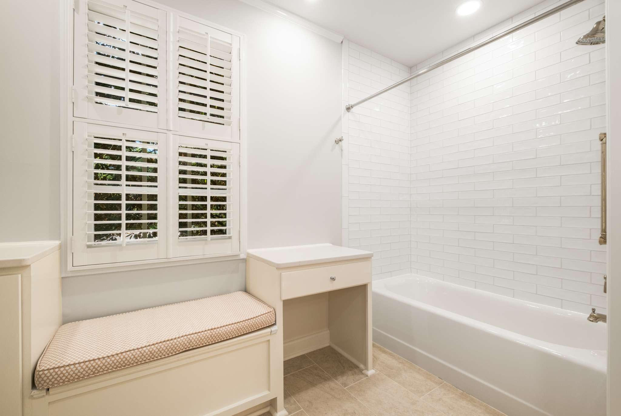 4400 Belmont Park Terrace Unit: 138