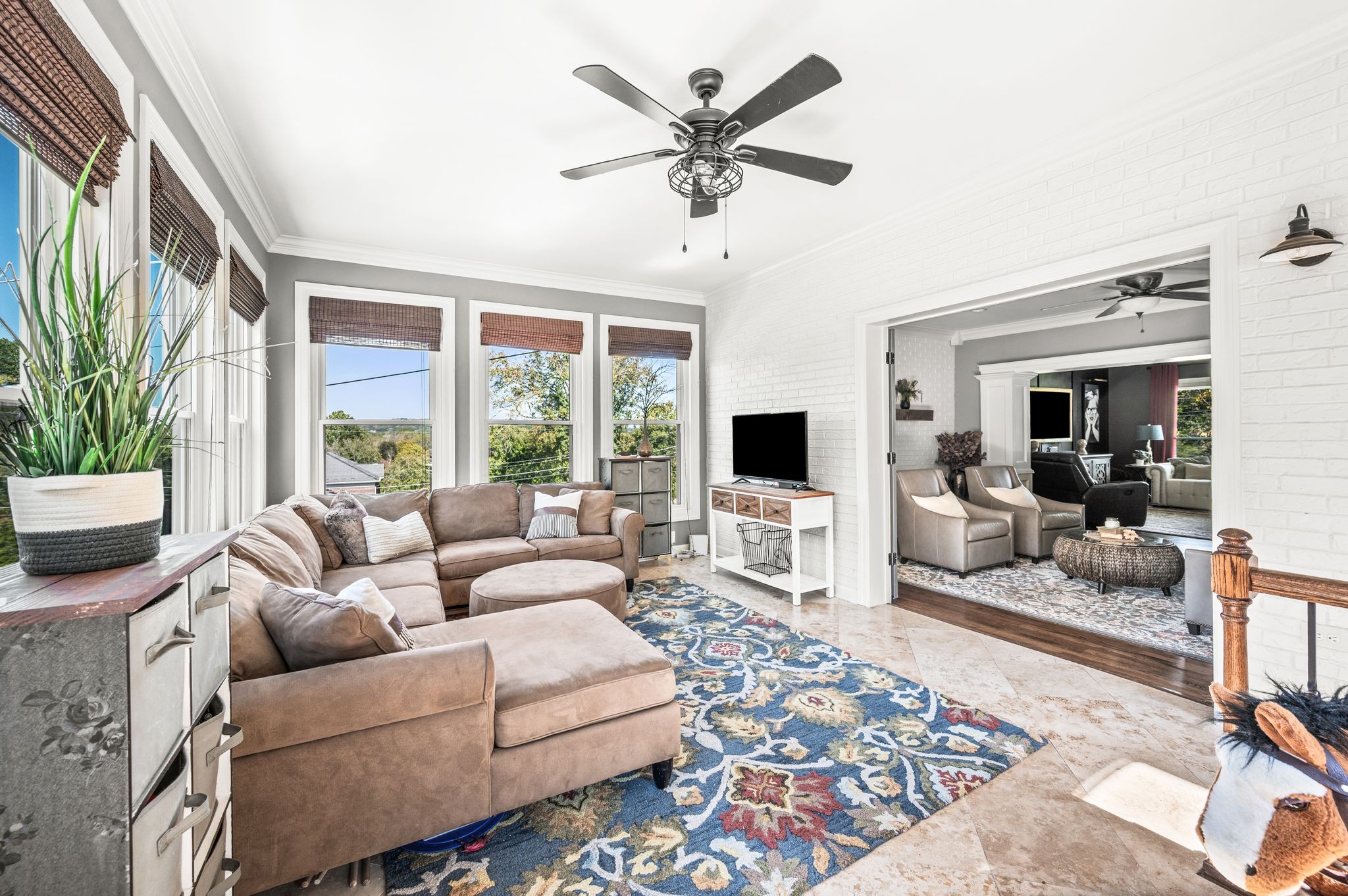 137 Timberline Dr