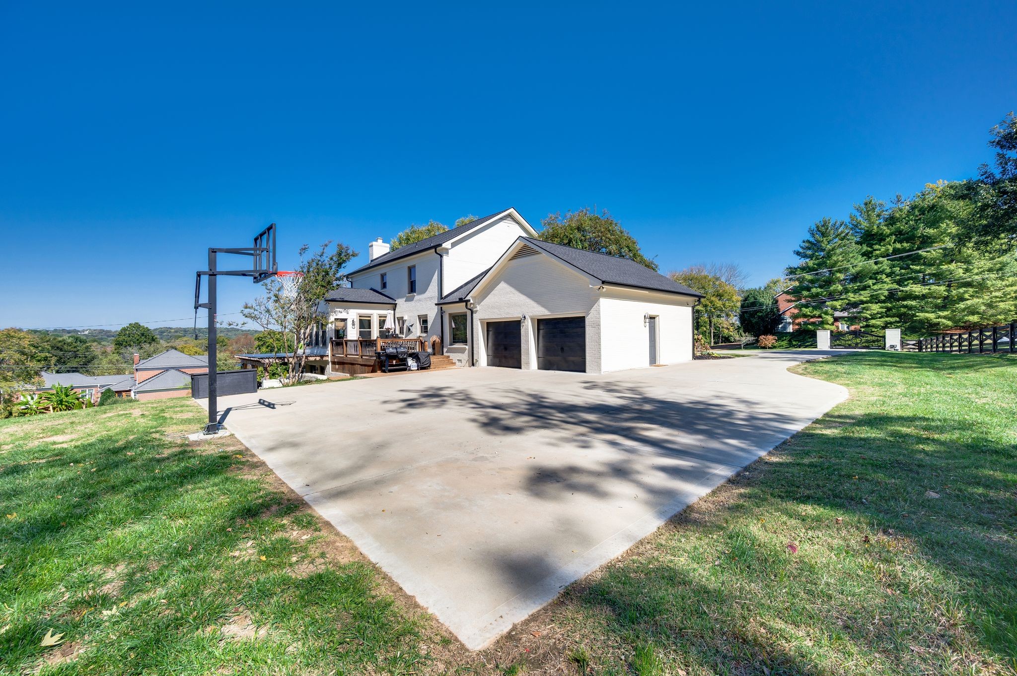 137 Timberline Dr