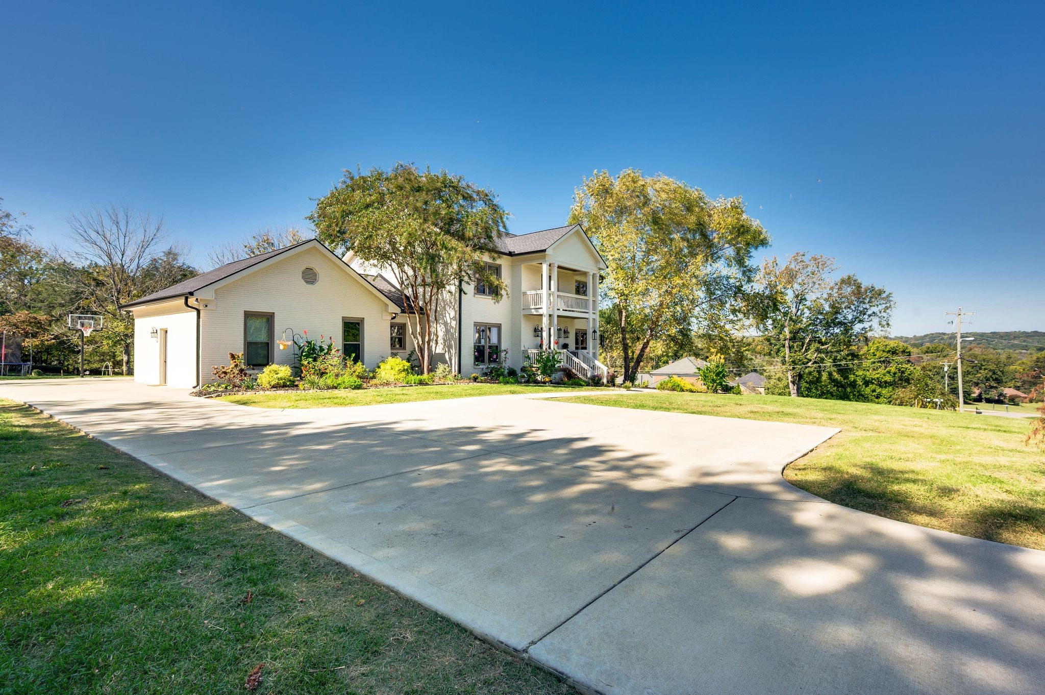137 Timberline Dr