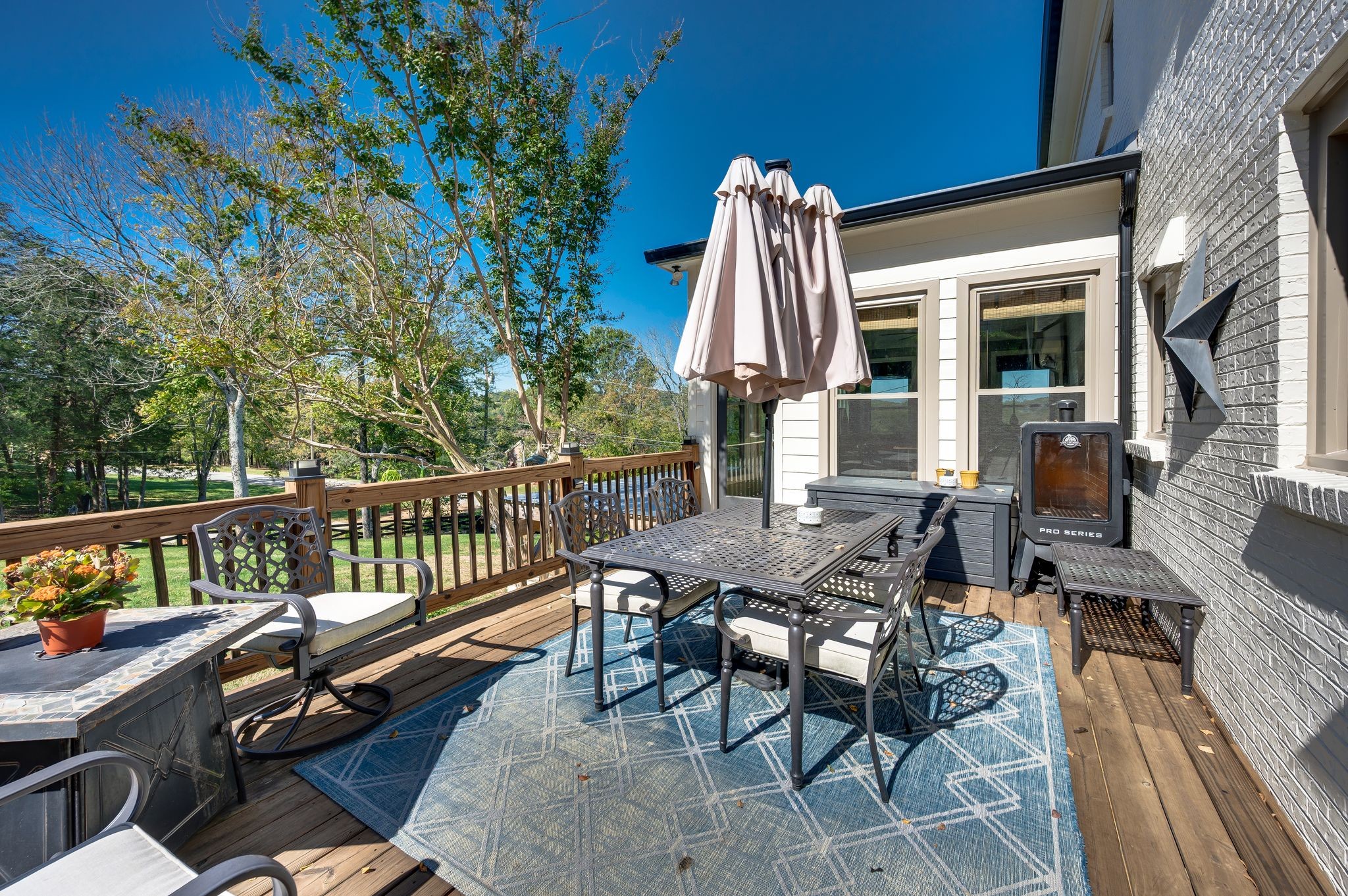 137 Timberline Dr