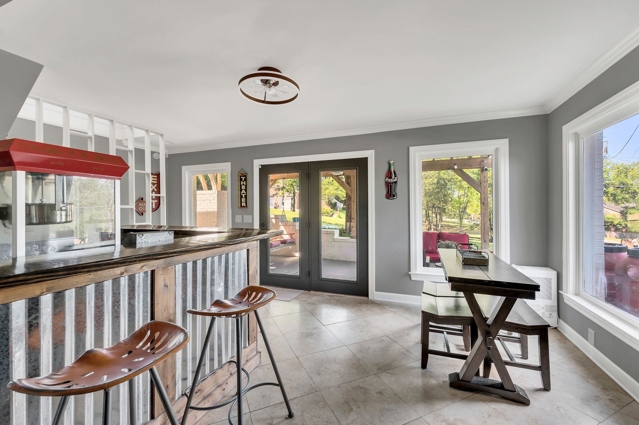 137 Timberline Dr