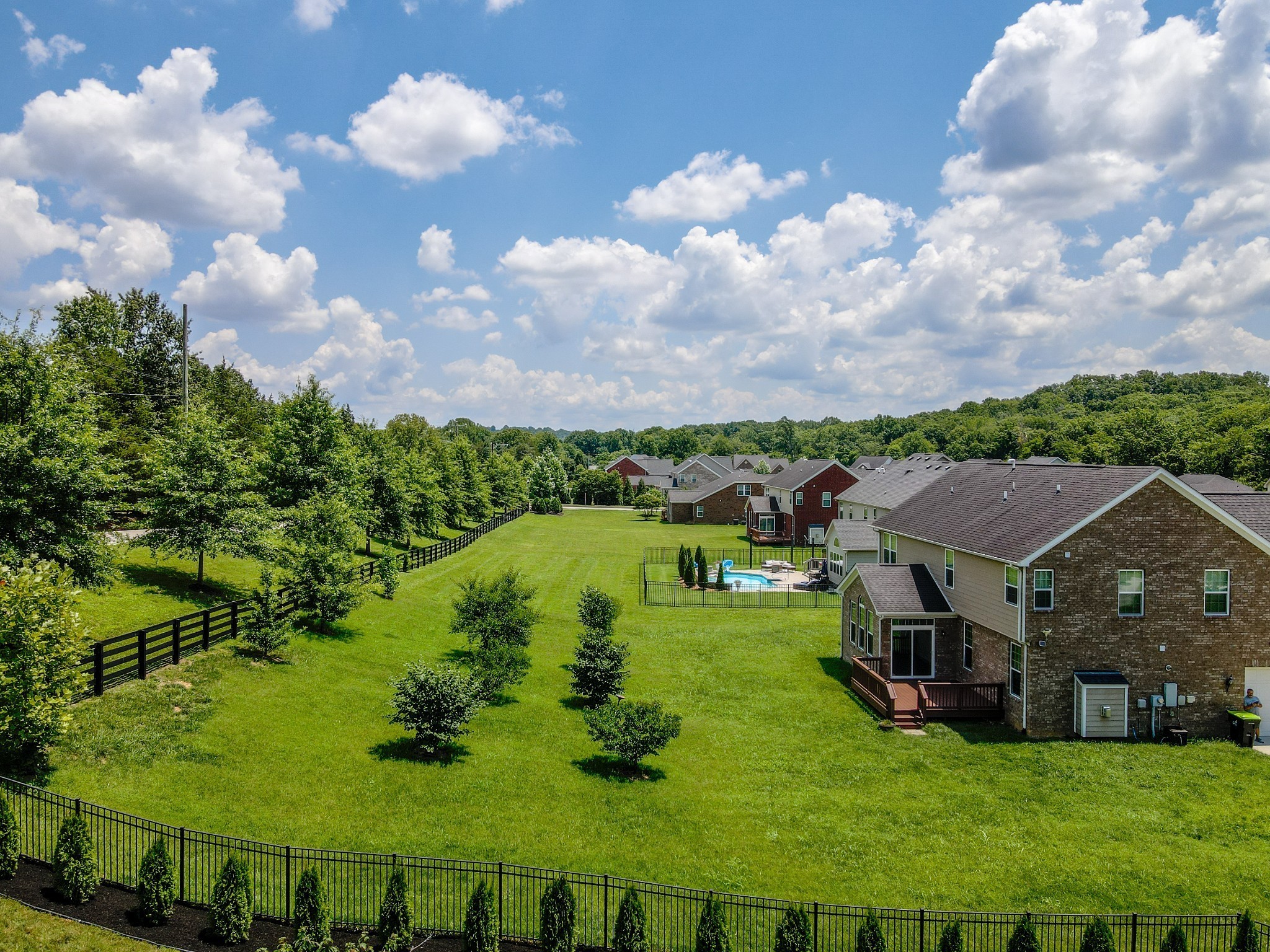 9704 Capstone Ct