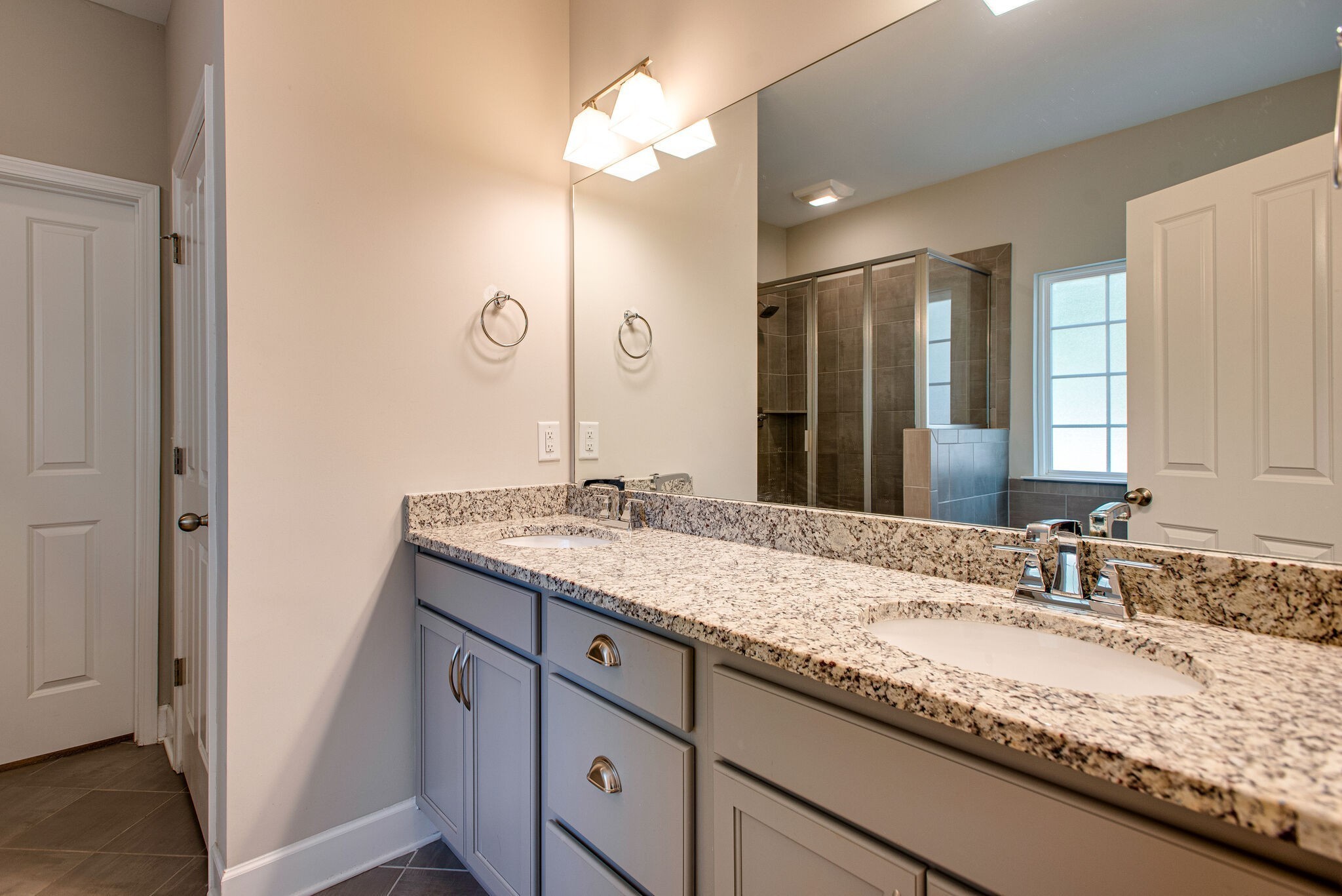 3321 Balfron Dr