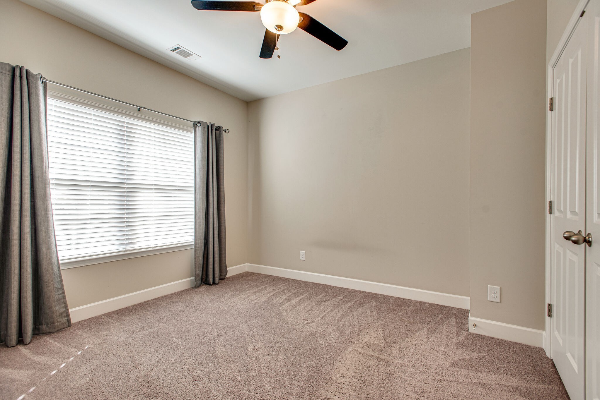 3321 Balfron Dr