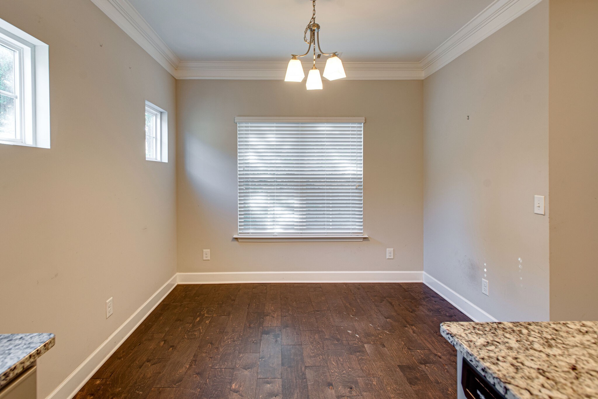 3321 Balfron Dr