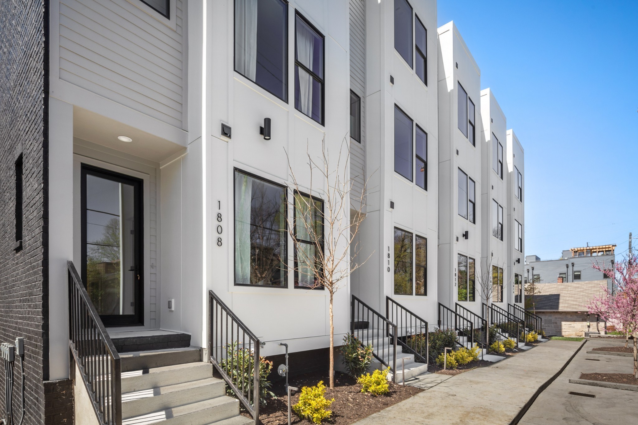 1814 Wedgewood Ave Unit: 17