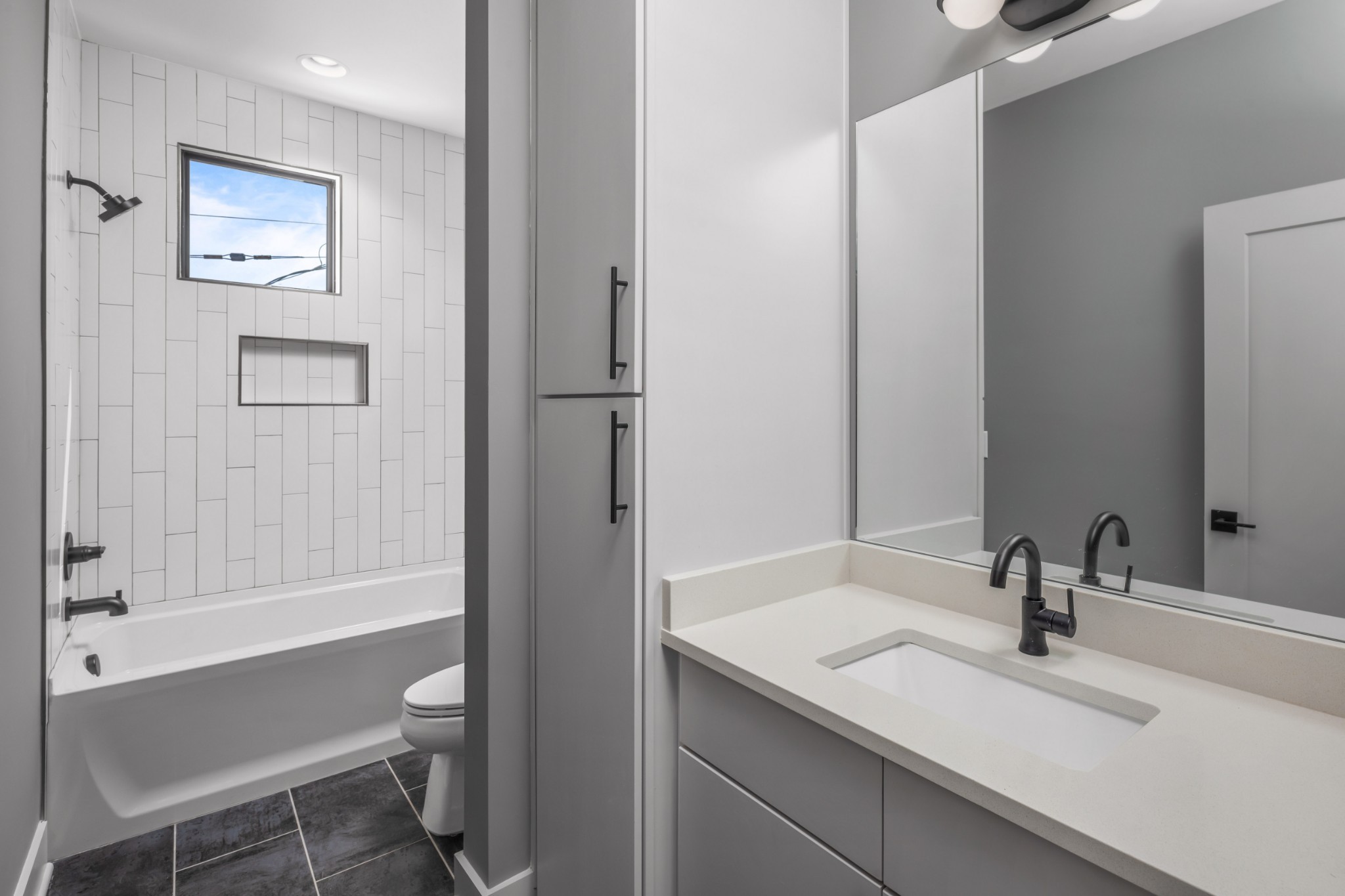 1814 Wedgewood Ave Unit: 17
