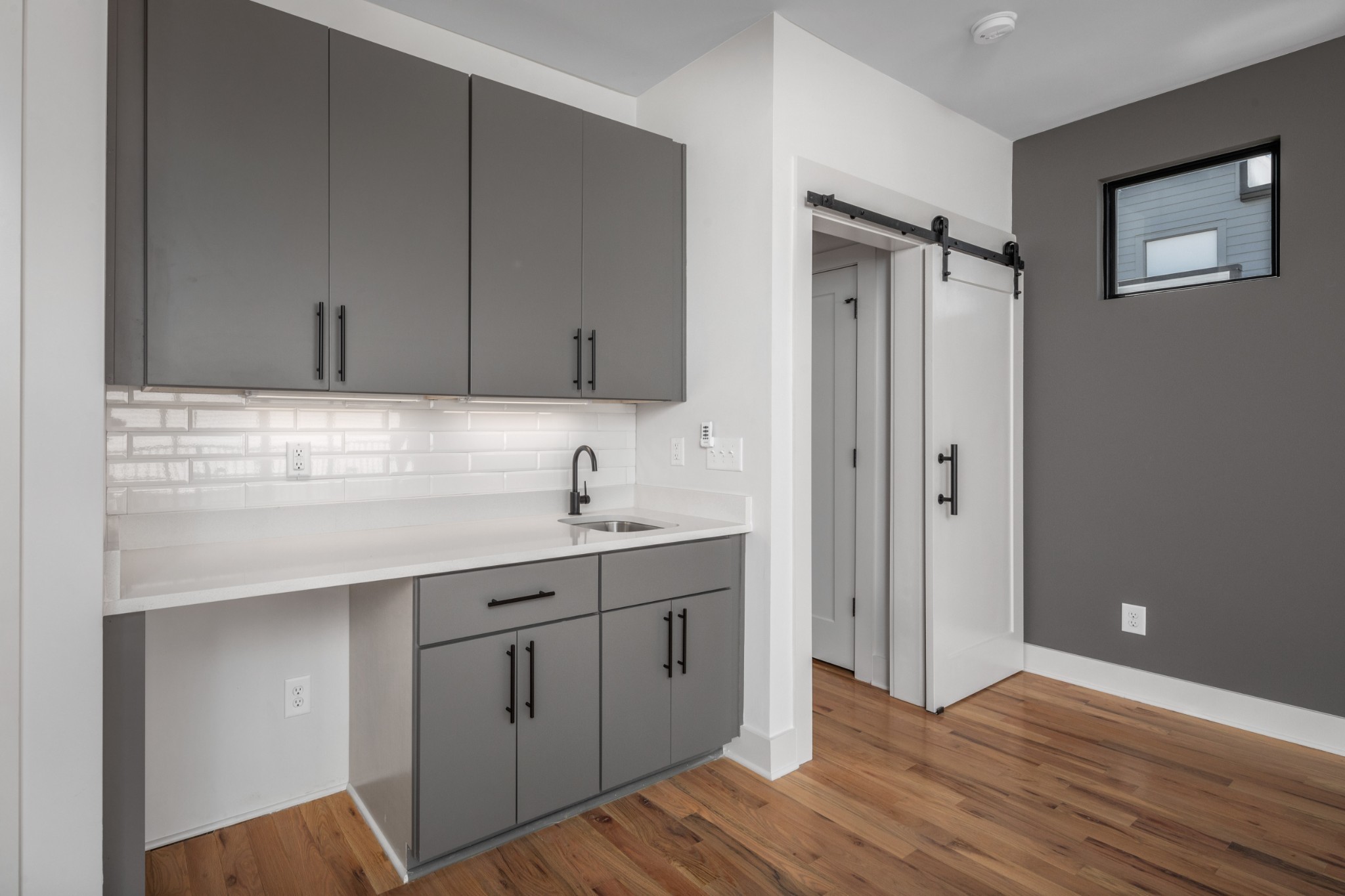 1814 Wedgewood Ave Unit: 17