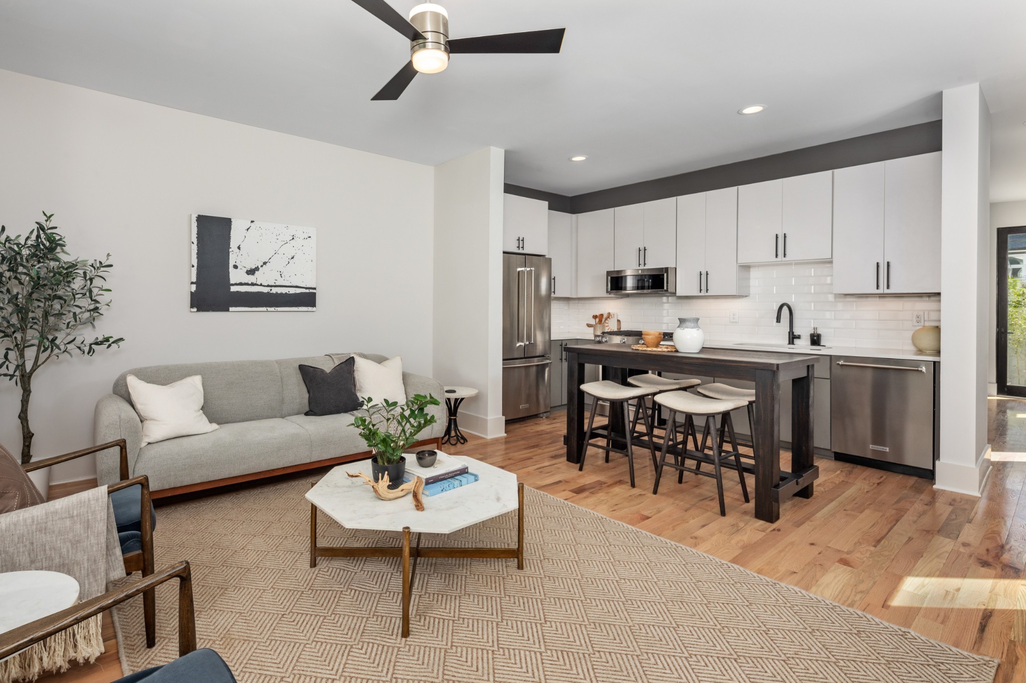 1814 Wedgewood Ave Unit: 17