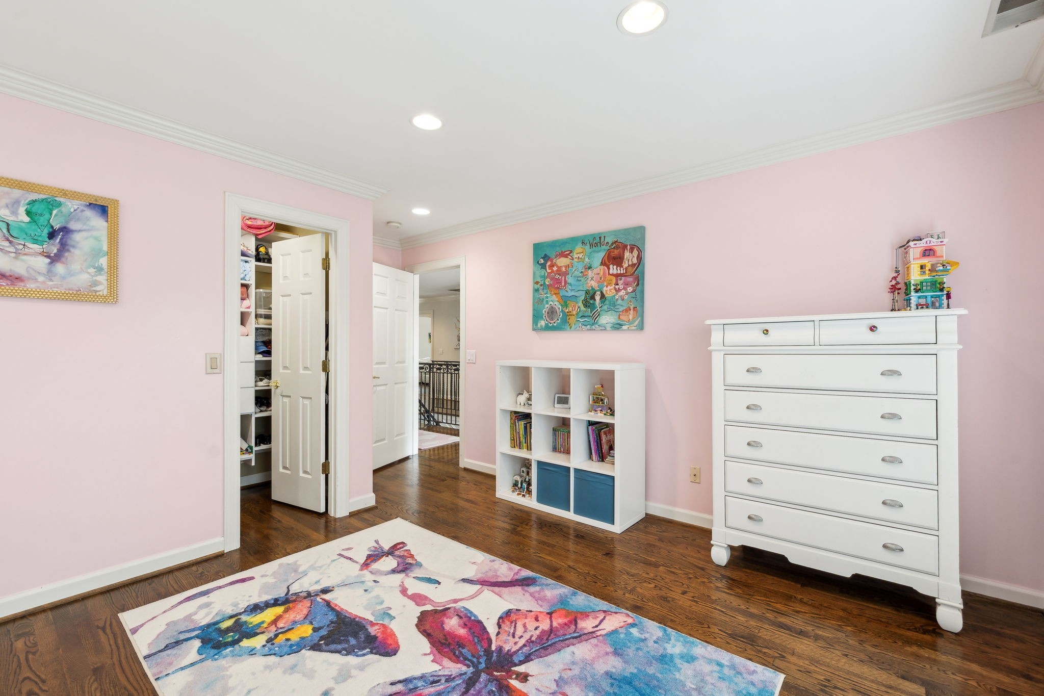 327 Whitworth Way