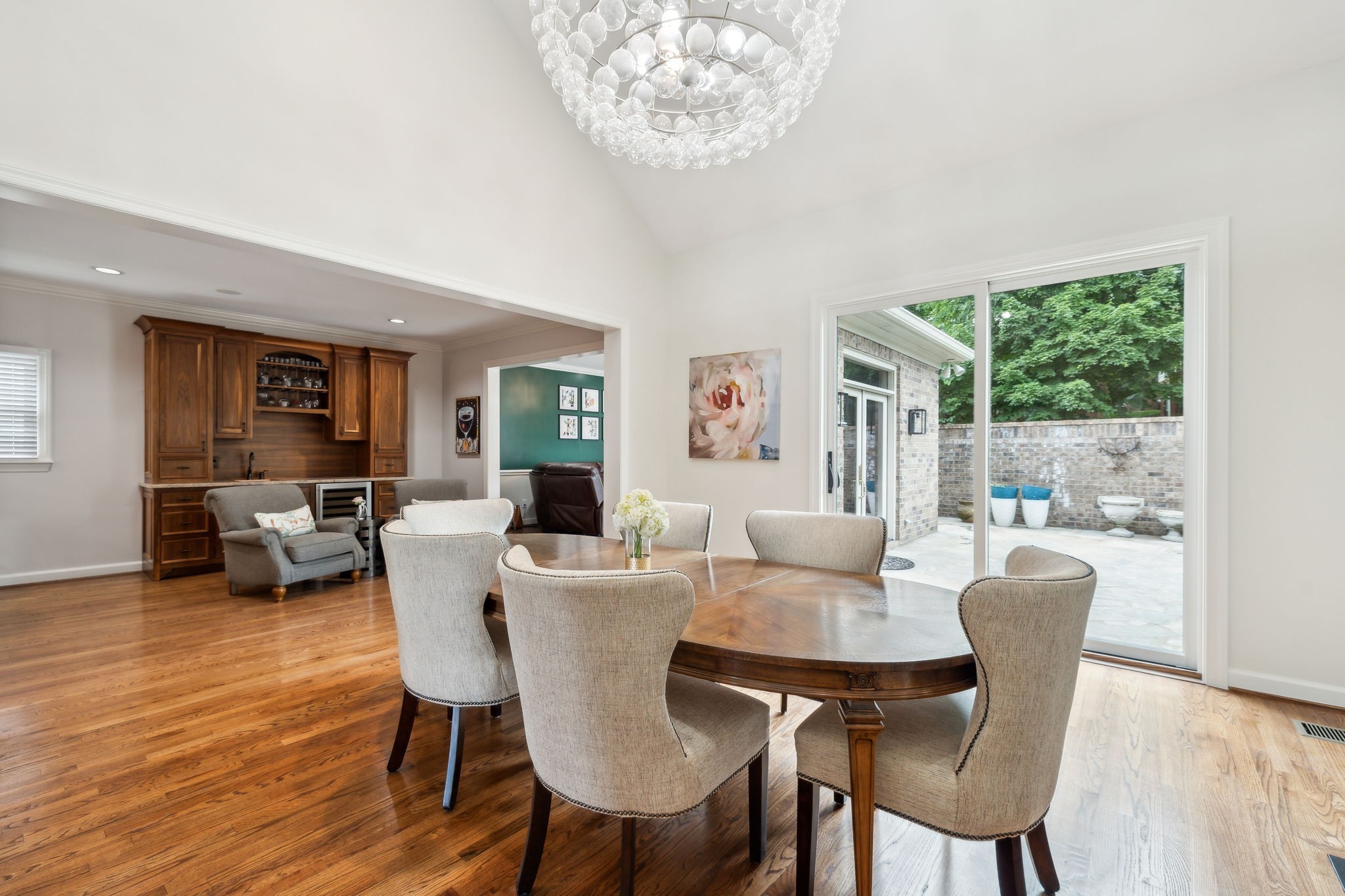 327 Whitworth Way
