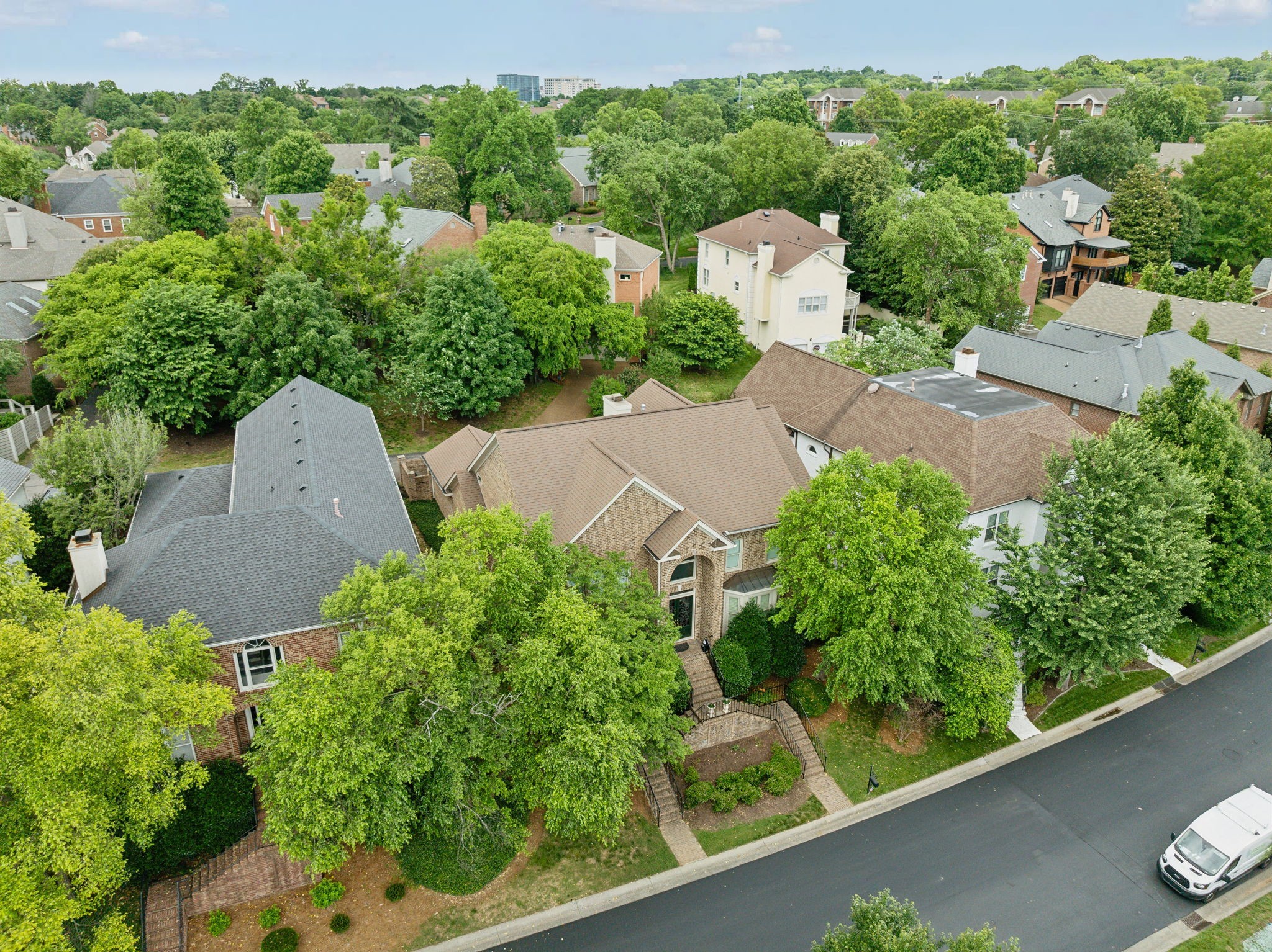 327 Whitworth Way