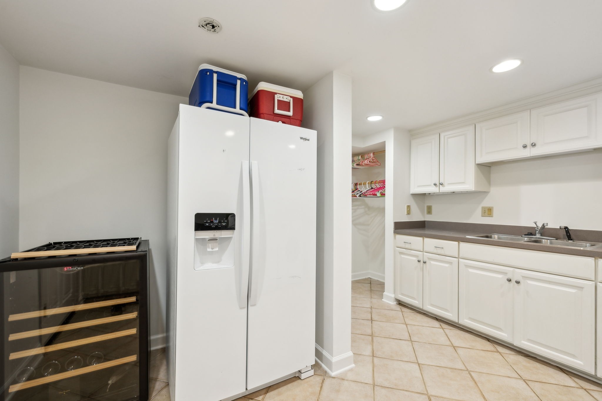 327 Whitworth Way
