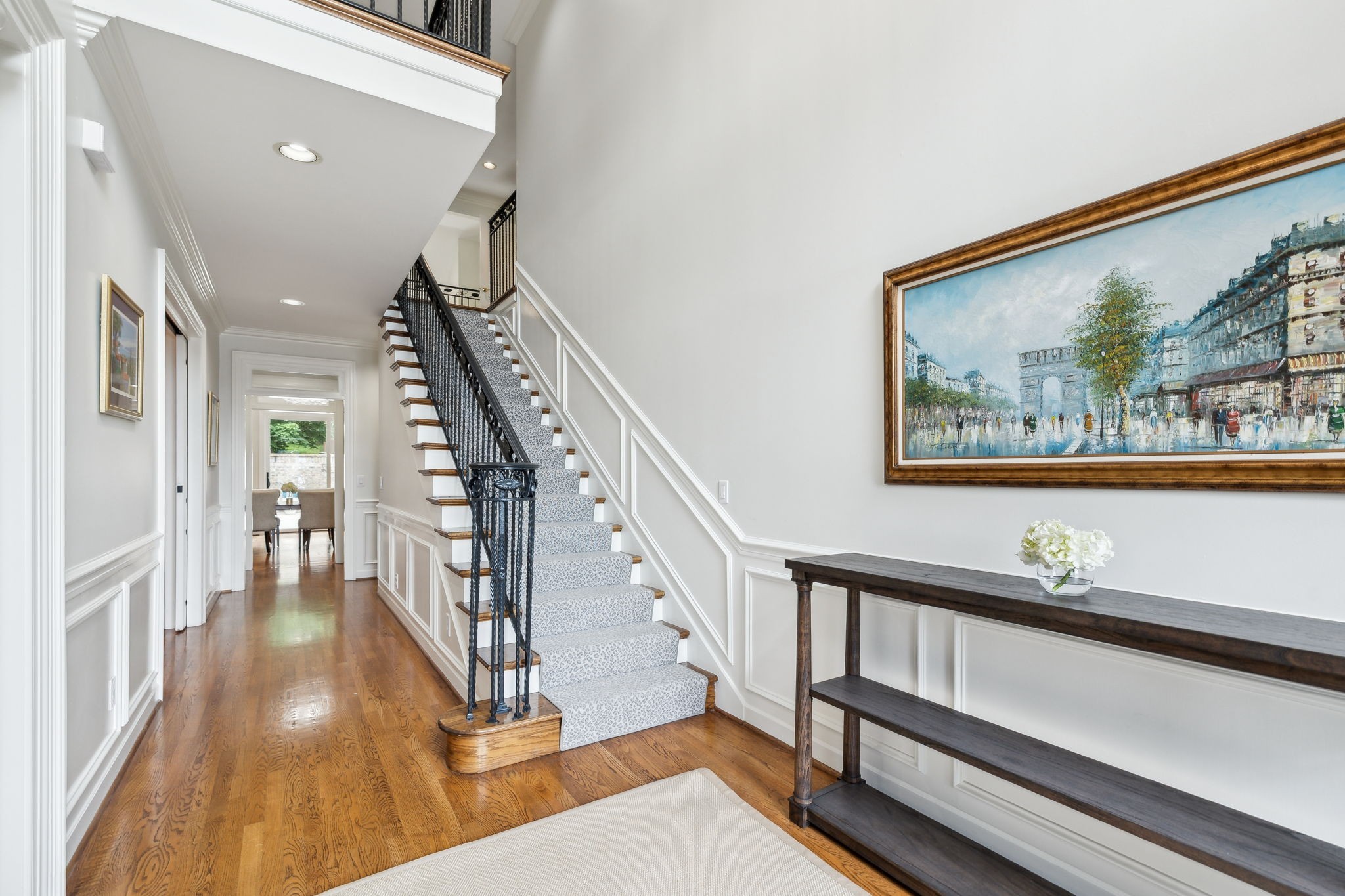 327 Whitworth Way