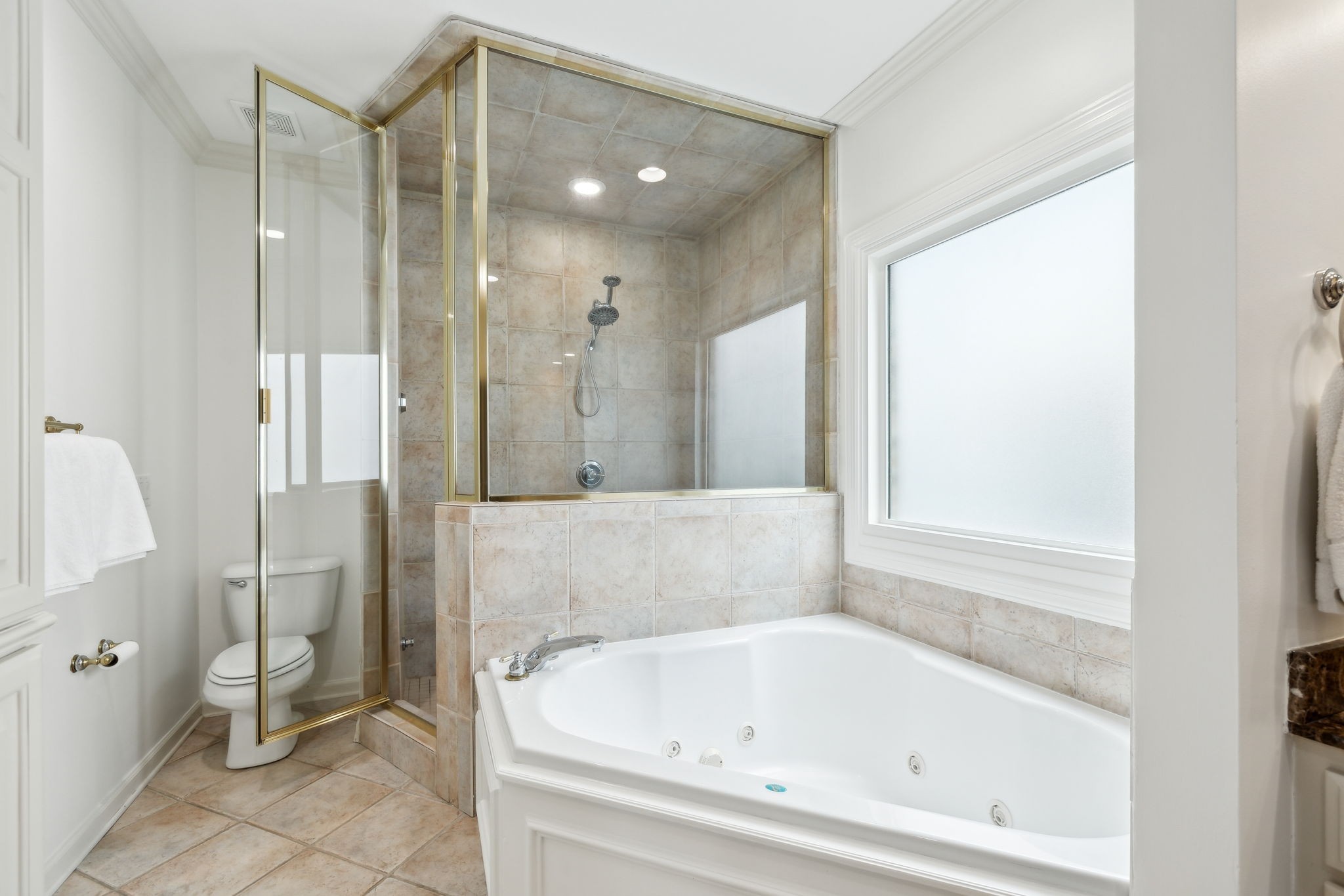 327 Whitworth Way