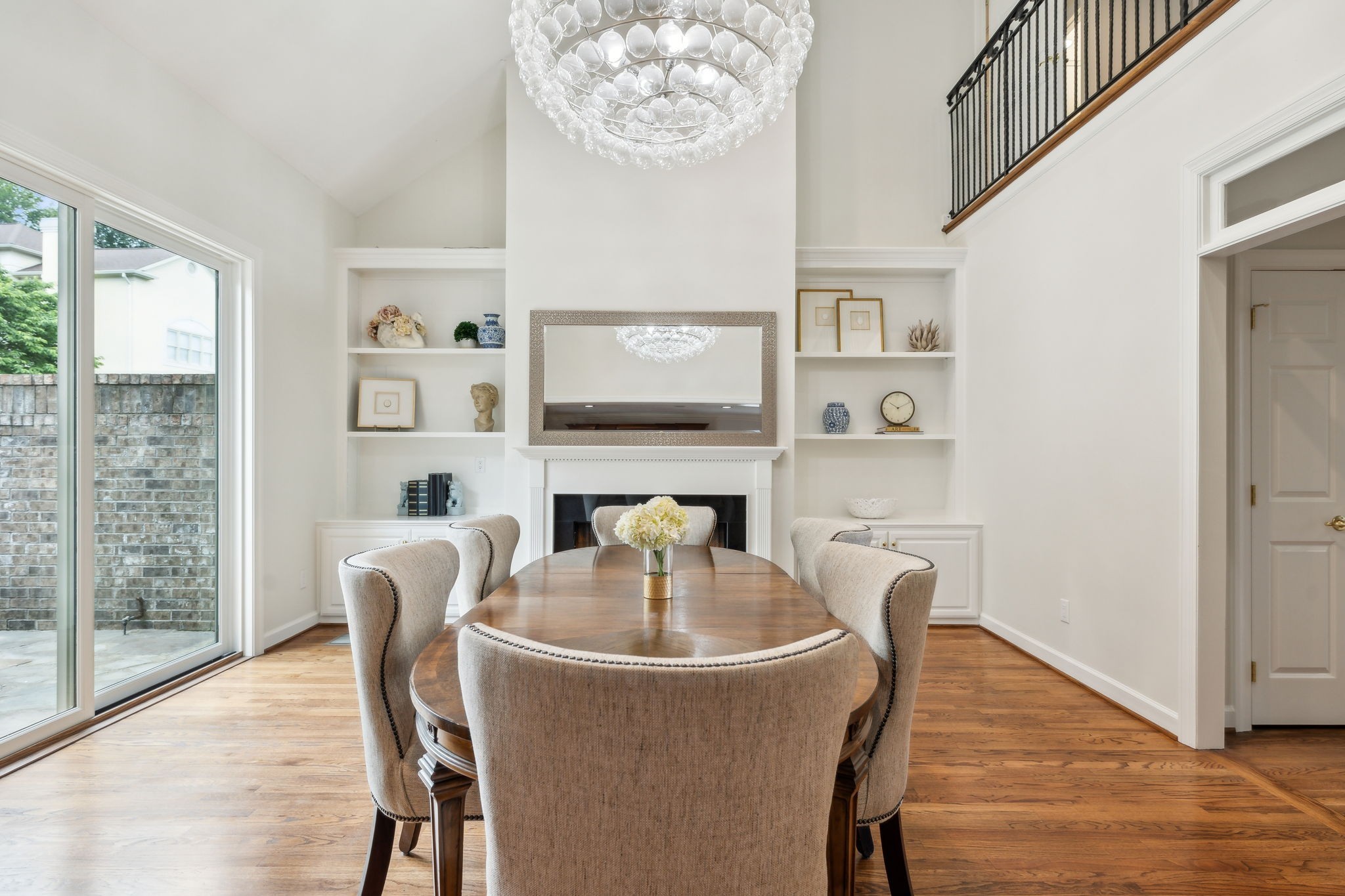 327 Whitworth Way