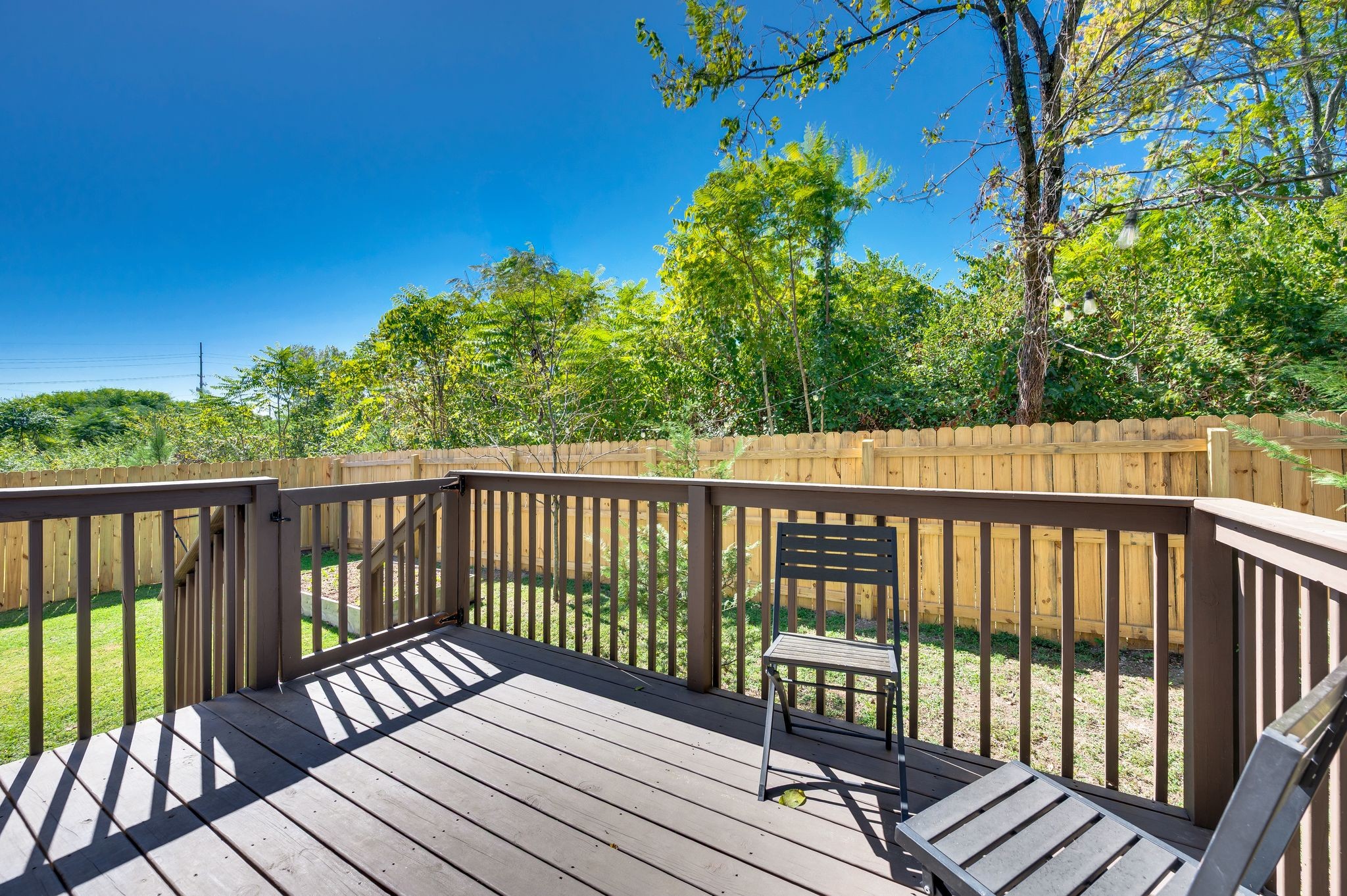 2222 Monticello Dr