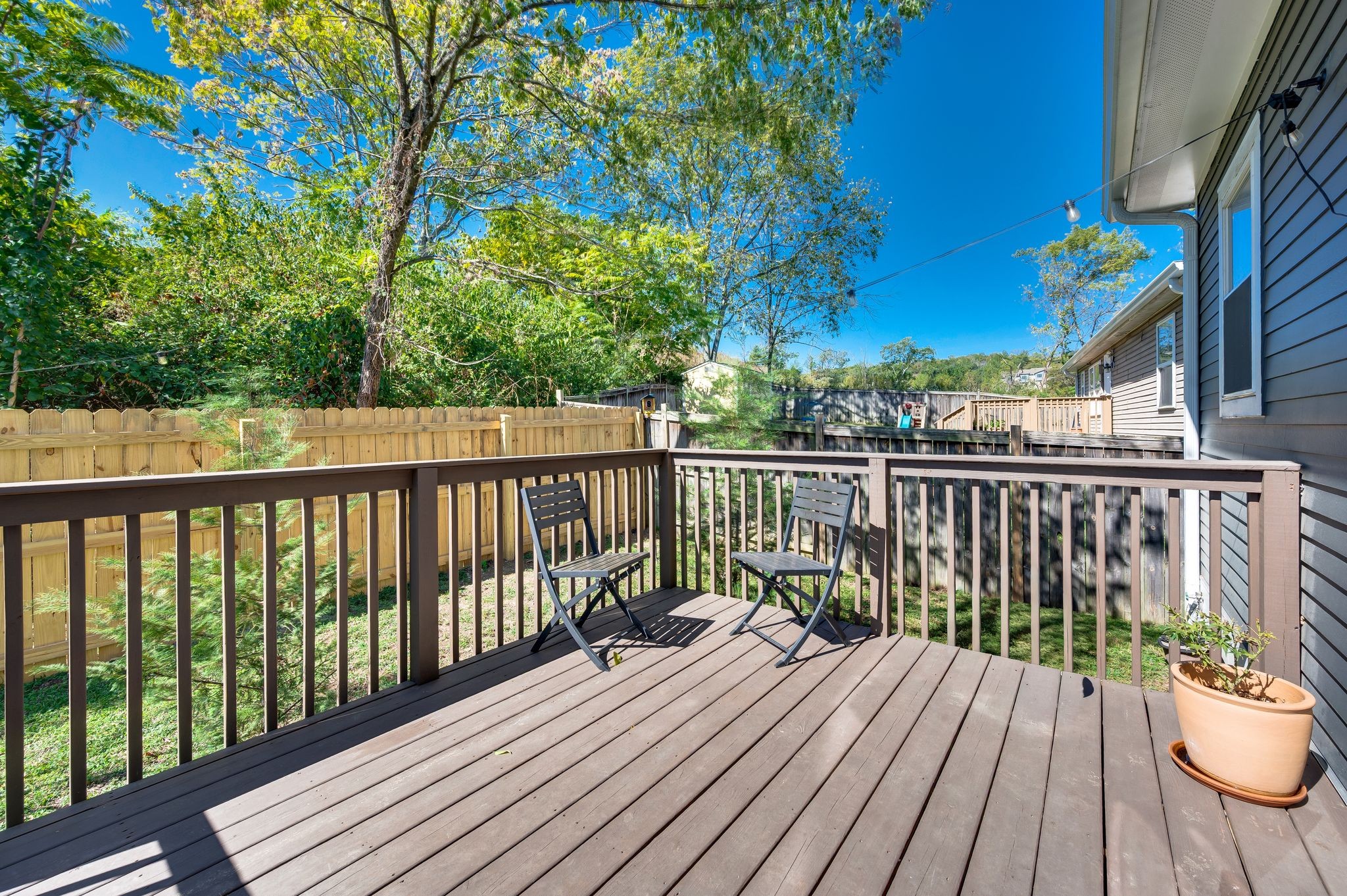 2222 Monticello Dr