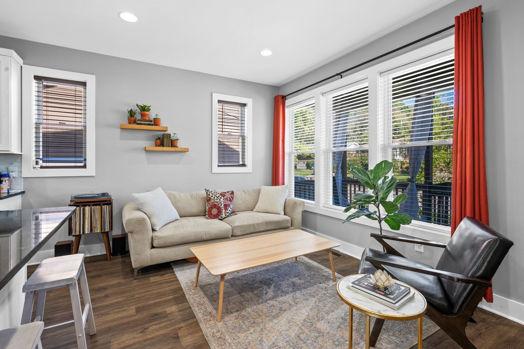 2222 Monticello Dr