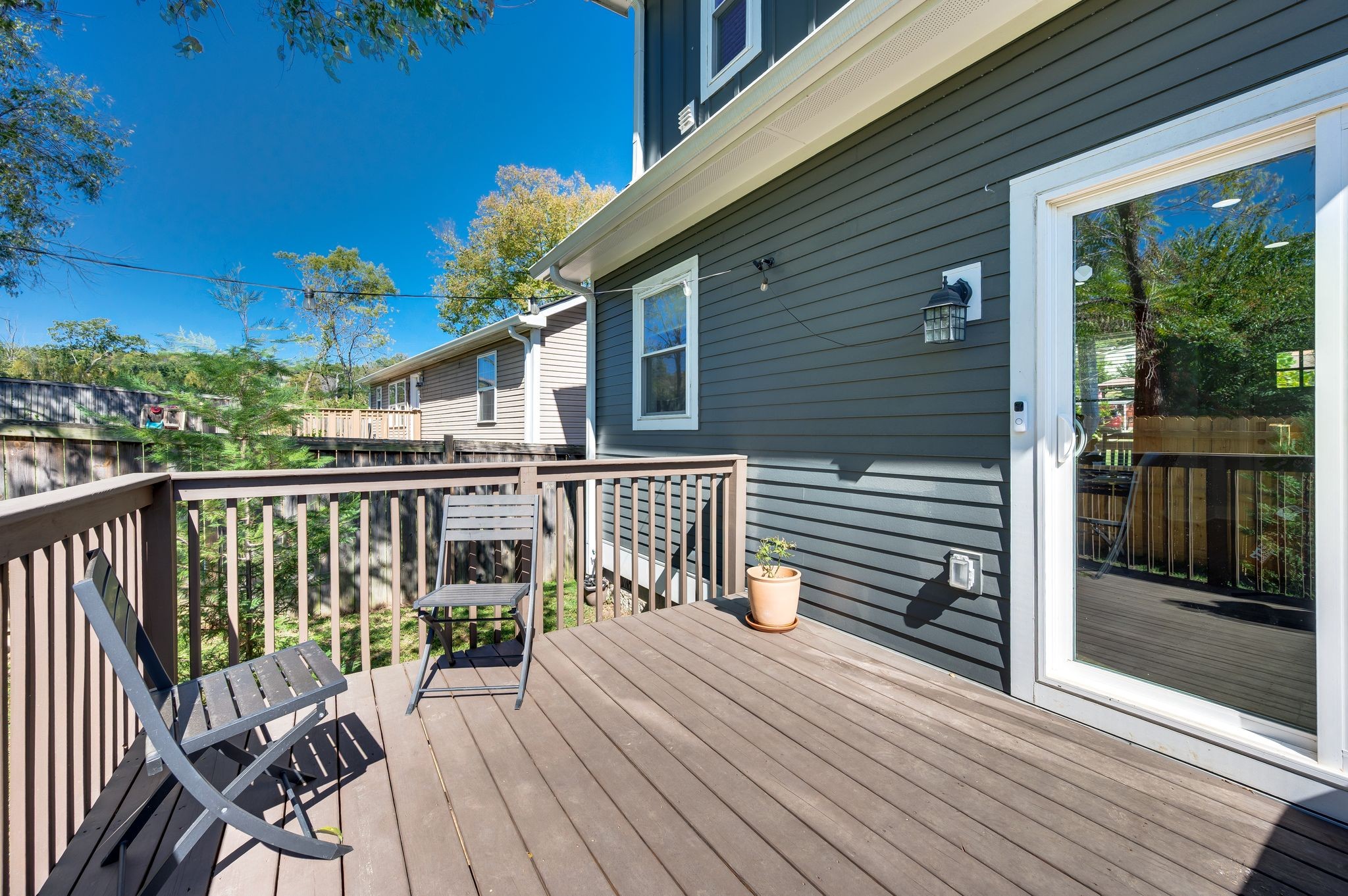 2222 Monticello Dr