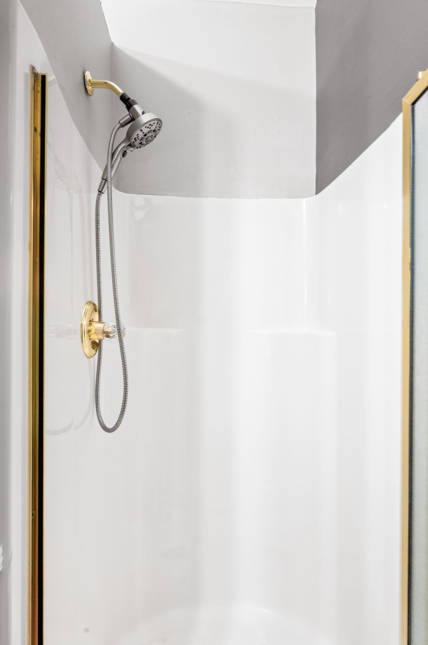 7048 Still Spring Hollow Dr