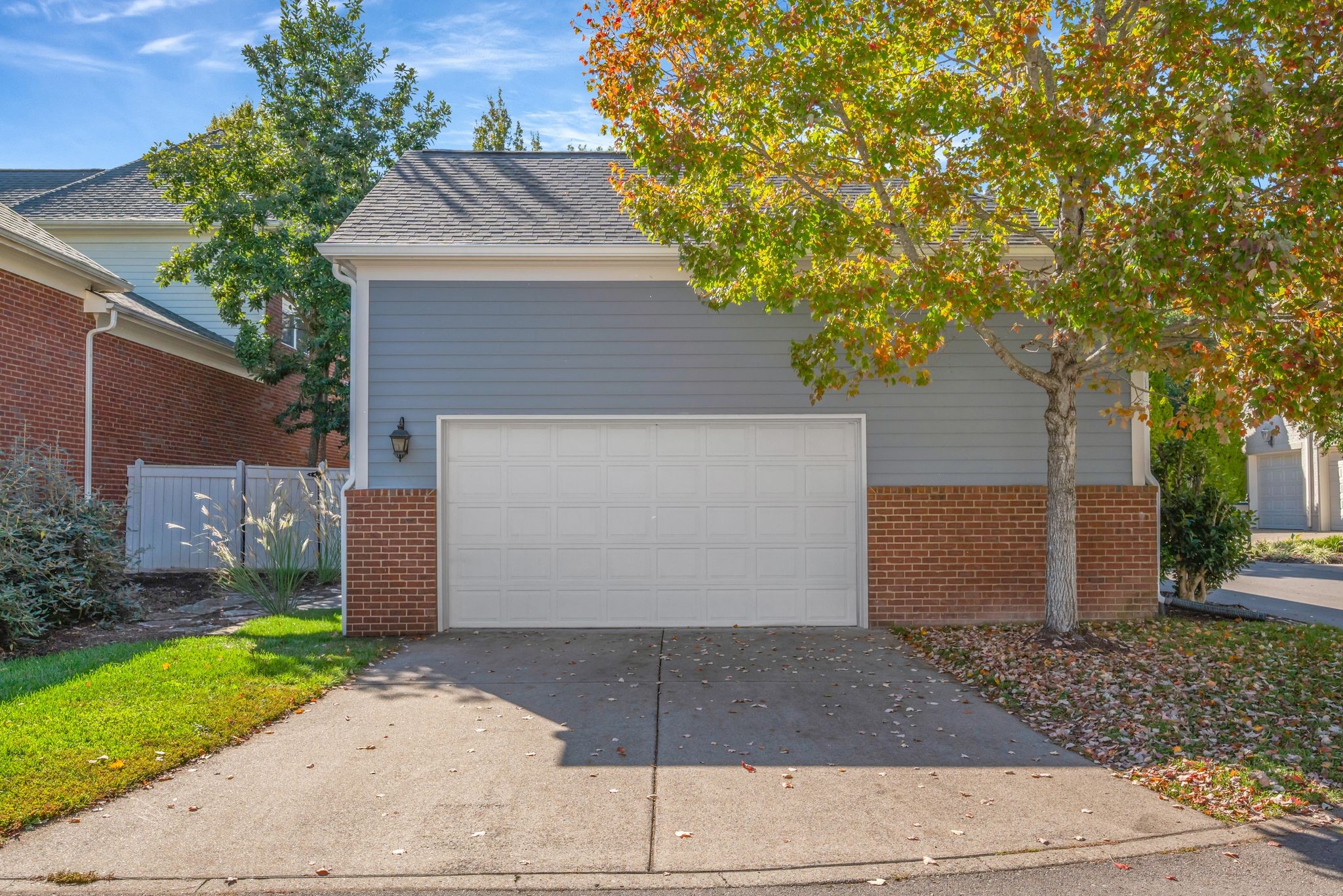 300 Addison Ave