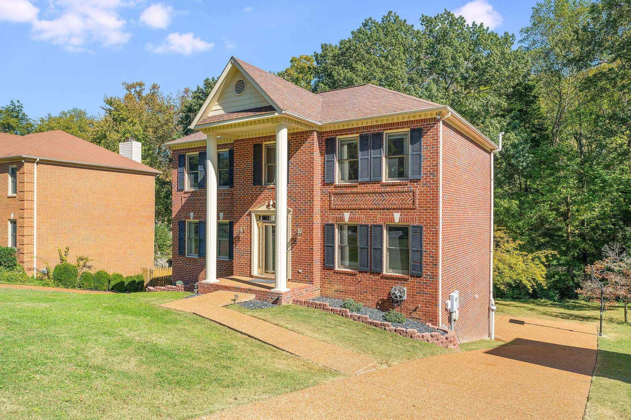 8481 Indian Hills Dr