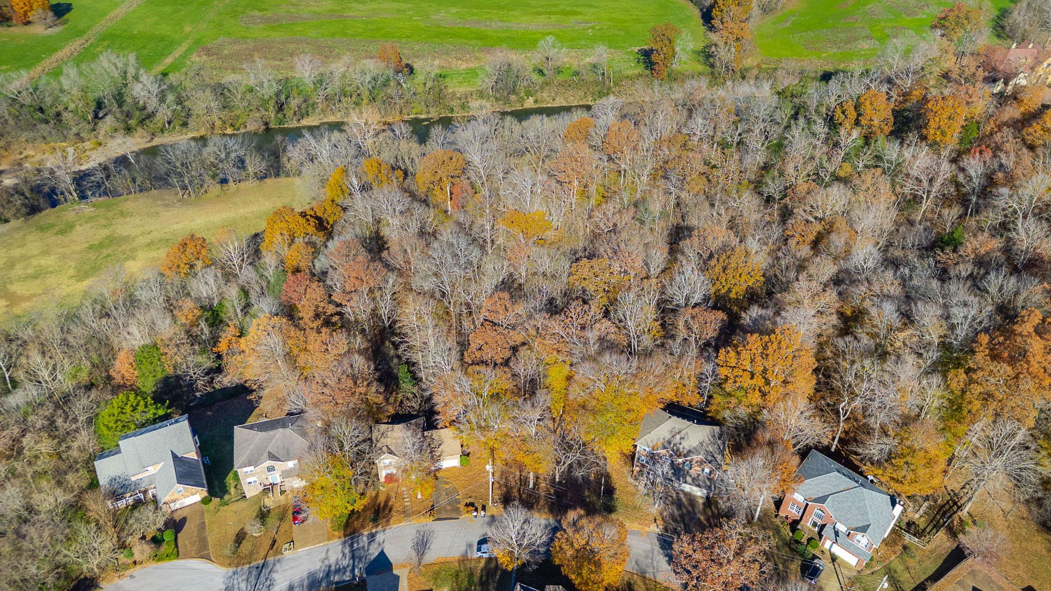 165 Overlook Ct