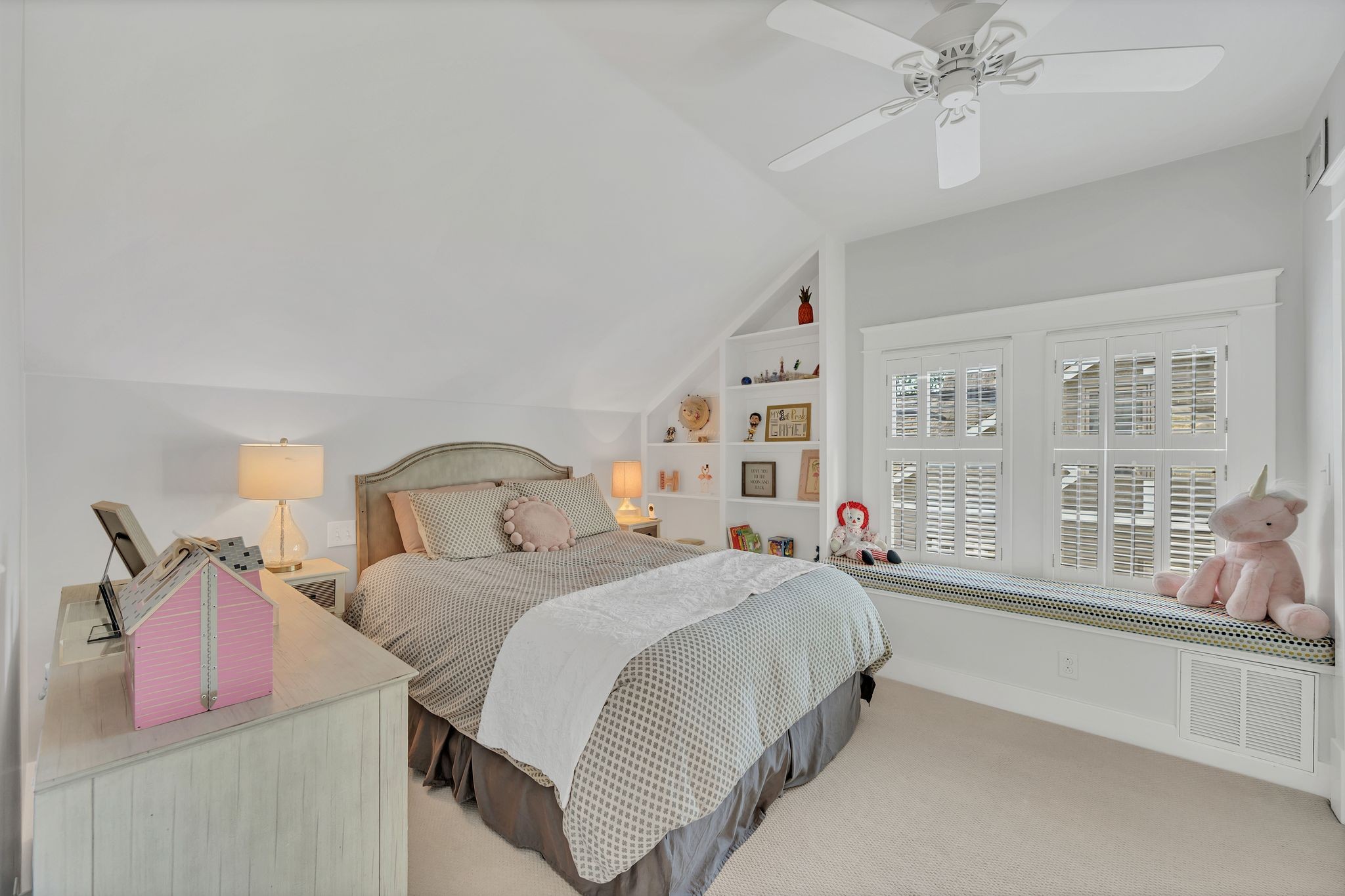 111 Lasalle Ct