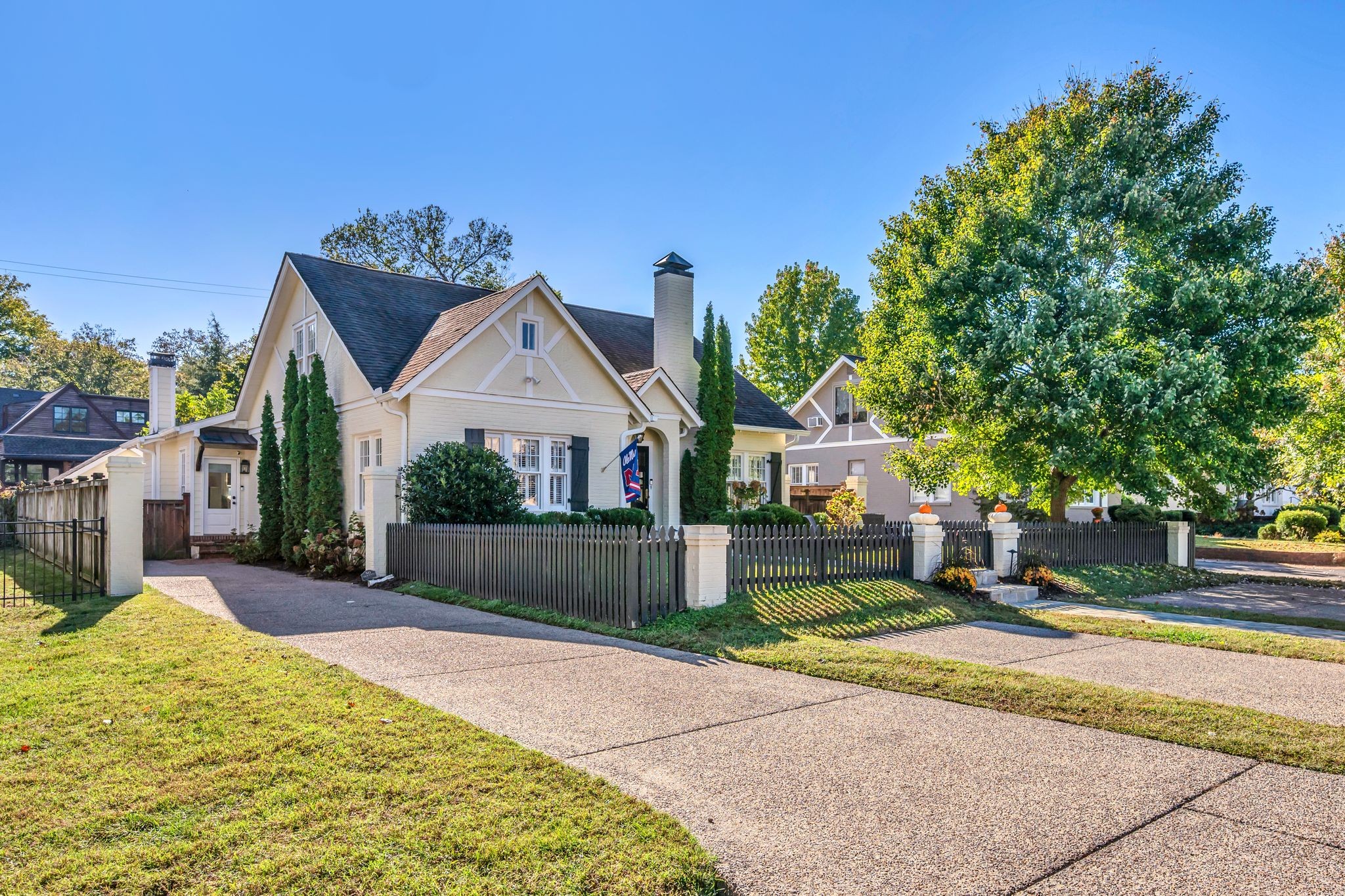 111 Lasalle Ct