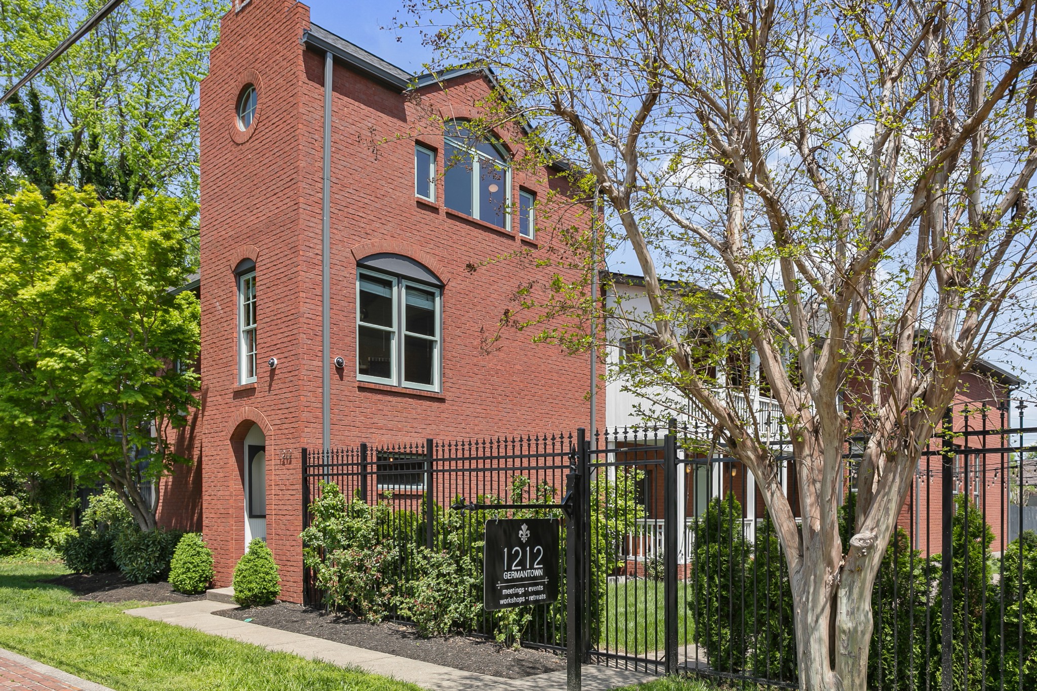 1212 6th Ave, N